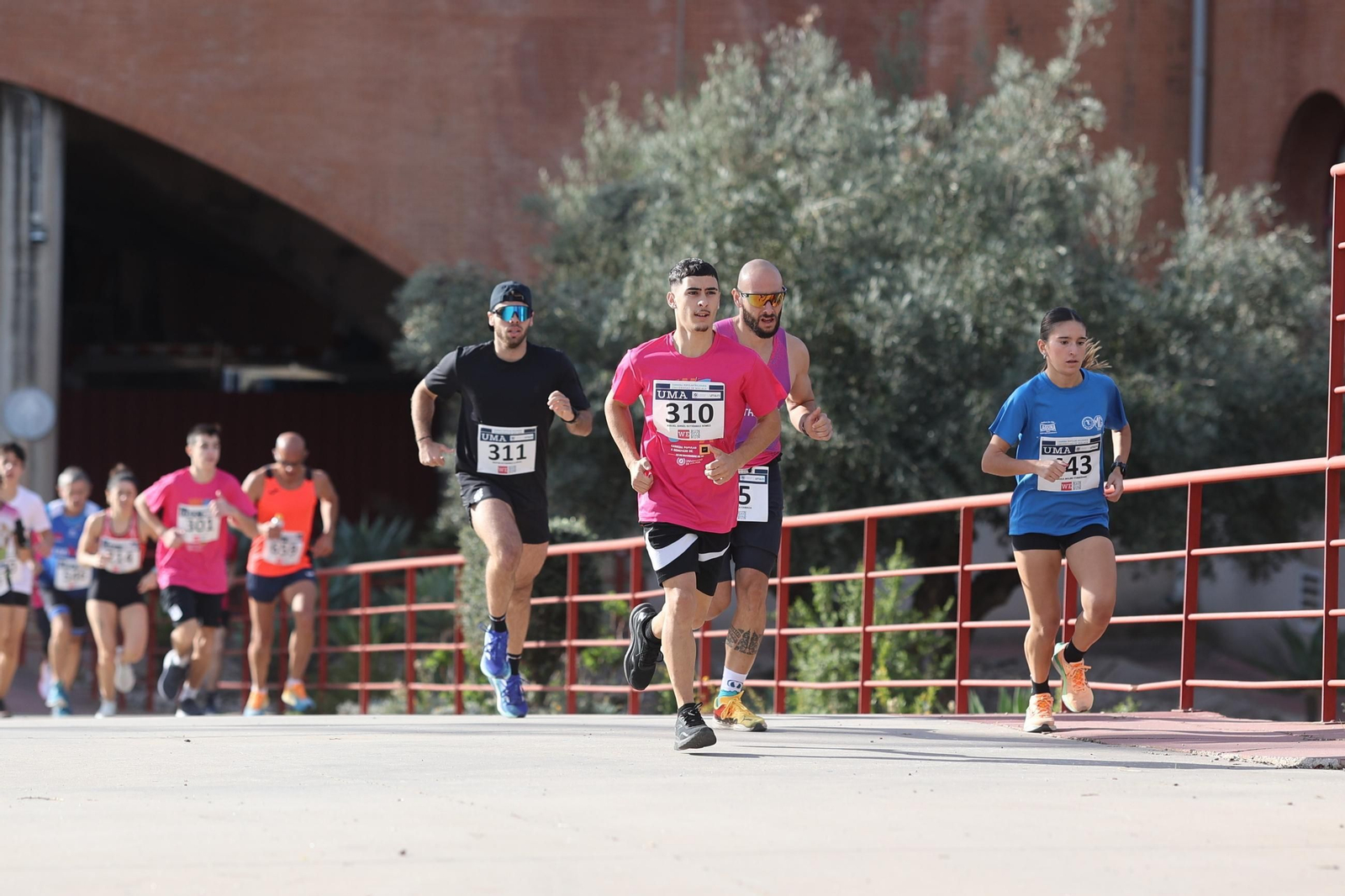 La carrera solidaria We Run de la UMA, en fotos