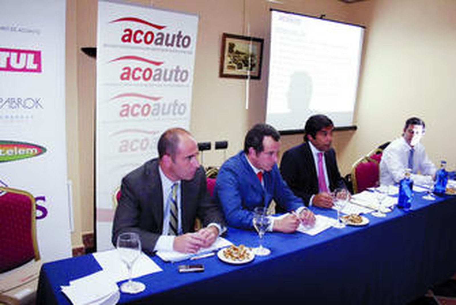La asamblea general de Acoauto se celebró en la mañana de ayer en el hotel Bodega Real, en El Puerto.