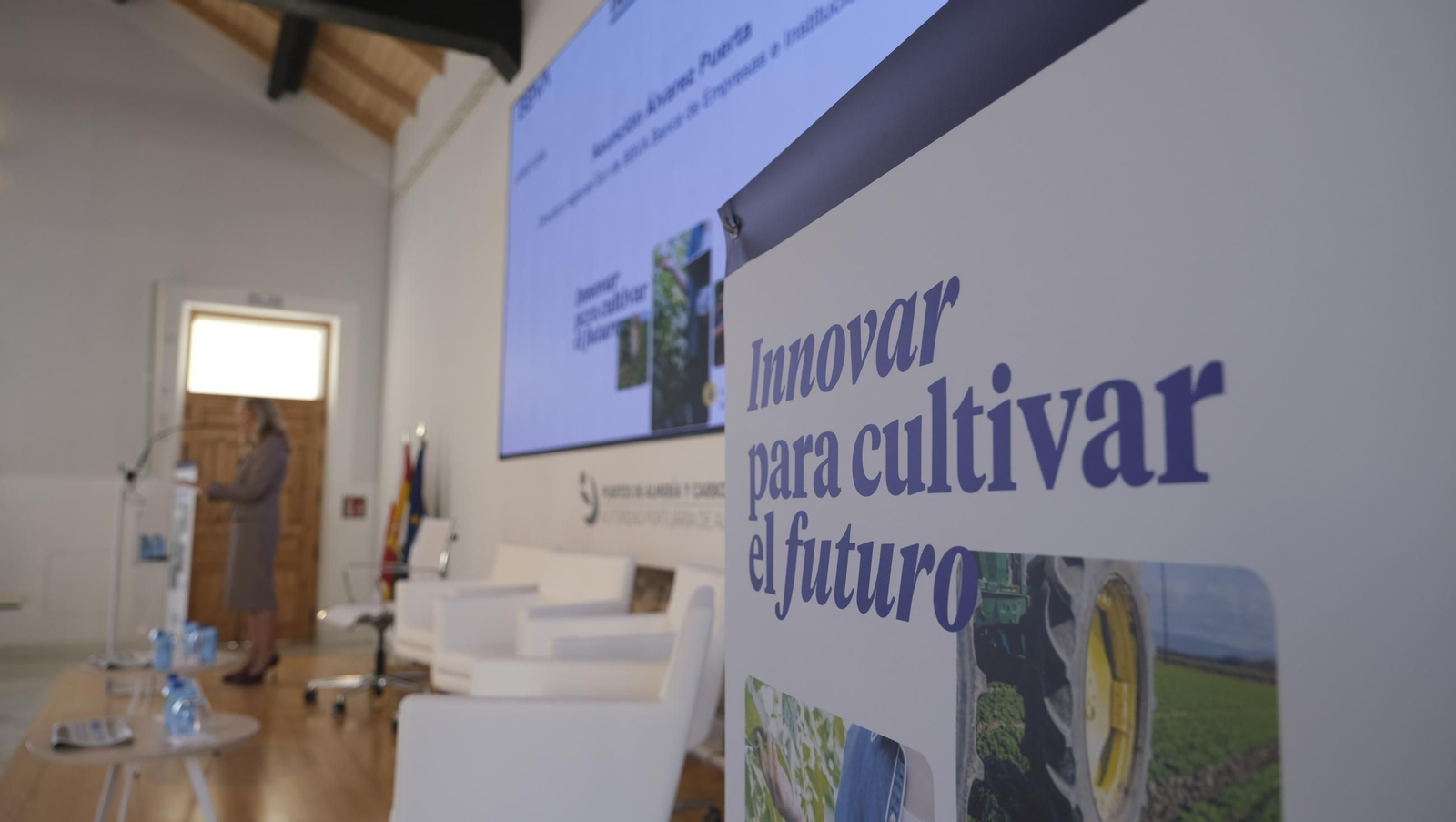 Imágenes de la Jornada BBVA-Grupo Joly 'Revolución Agrotech en el Campo', en Almería