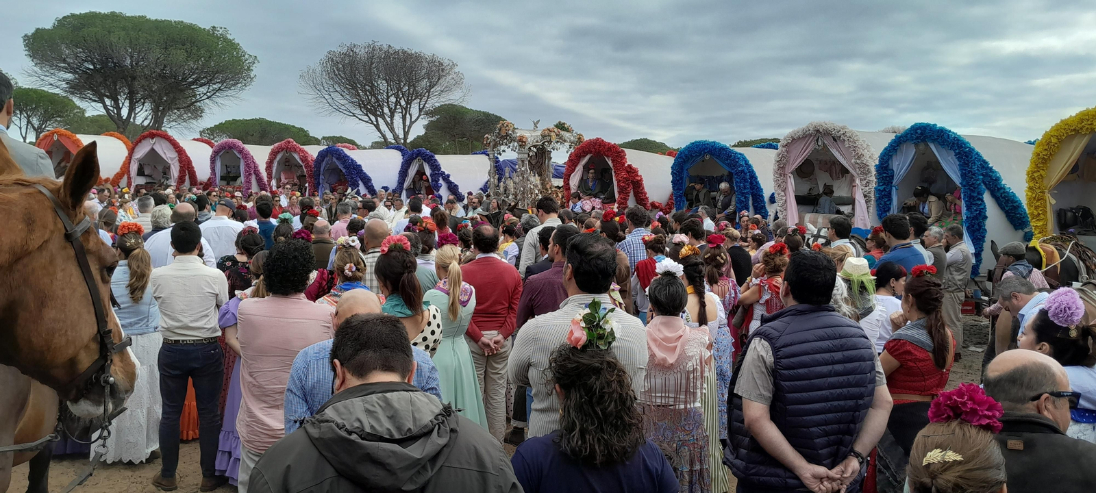 Imágenes de la Hermandad del Rocío de Jerez el viernes camino de la Aldea