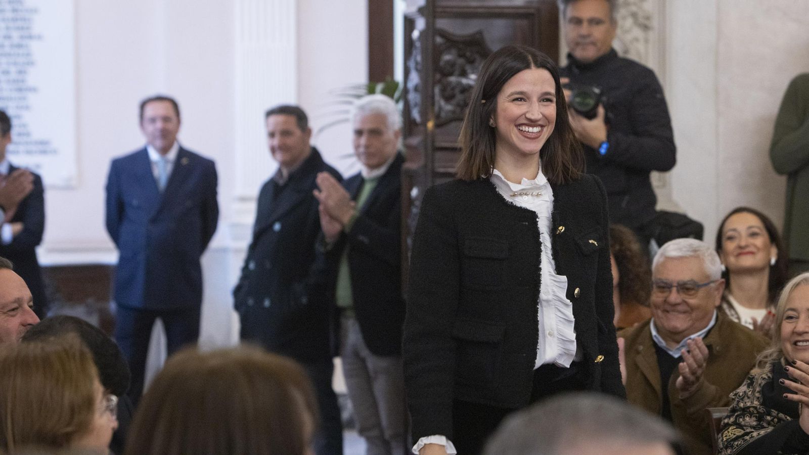 Las imágenes del traspaso de coronas de SM los Reyes Magos de Cádiz
