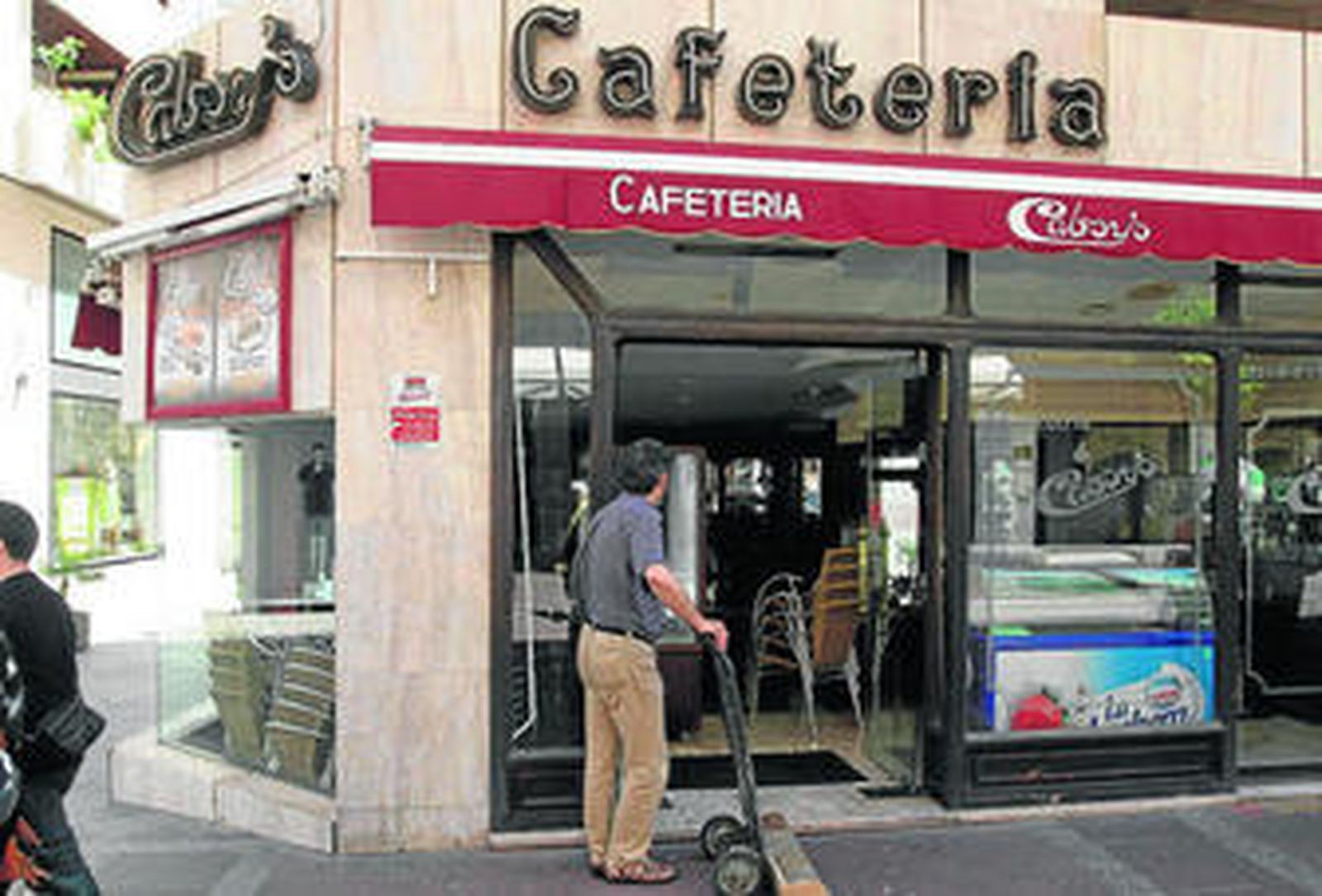 La cafetería Cabsy's cerró sus puertas el pasado jueves después de 41 años de historia en la ciudad.