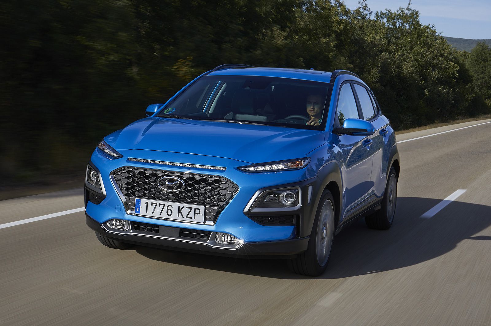 El nuevo Hyundai Kona Híbrido está a la venta desde 26.190 euros.