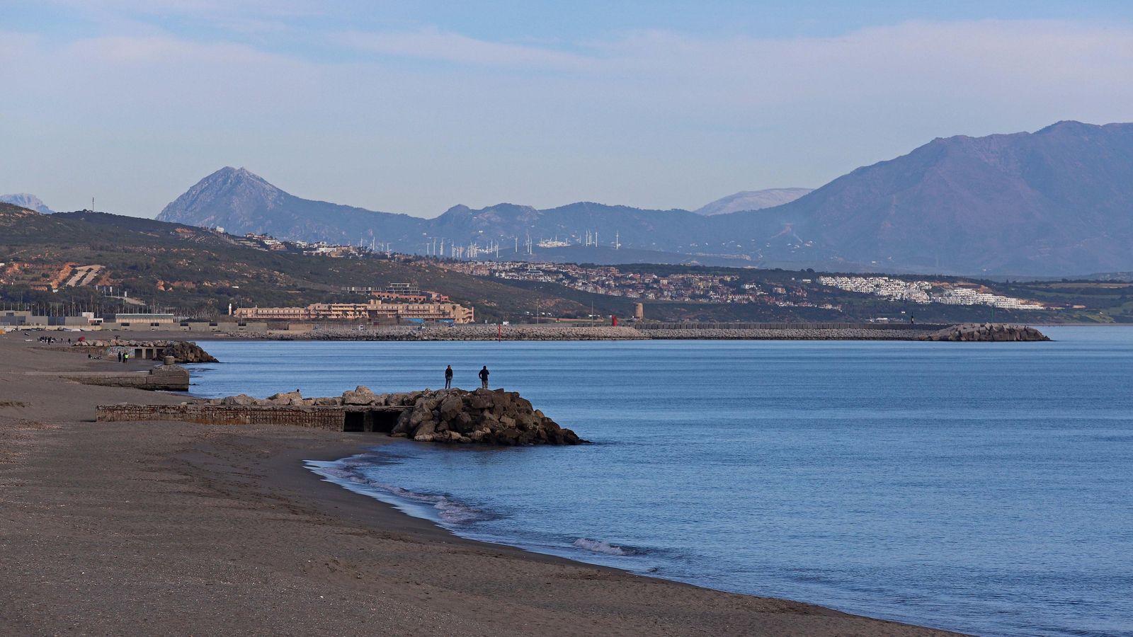 La playa de Levante de La Línea.