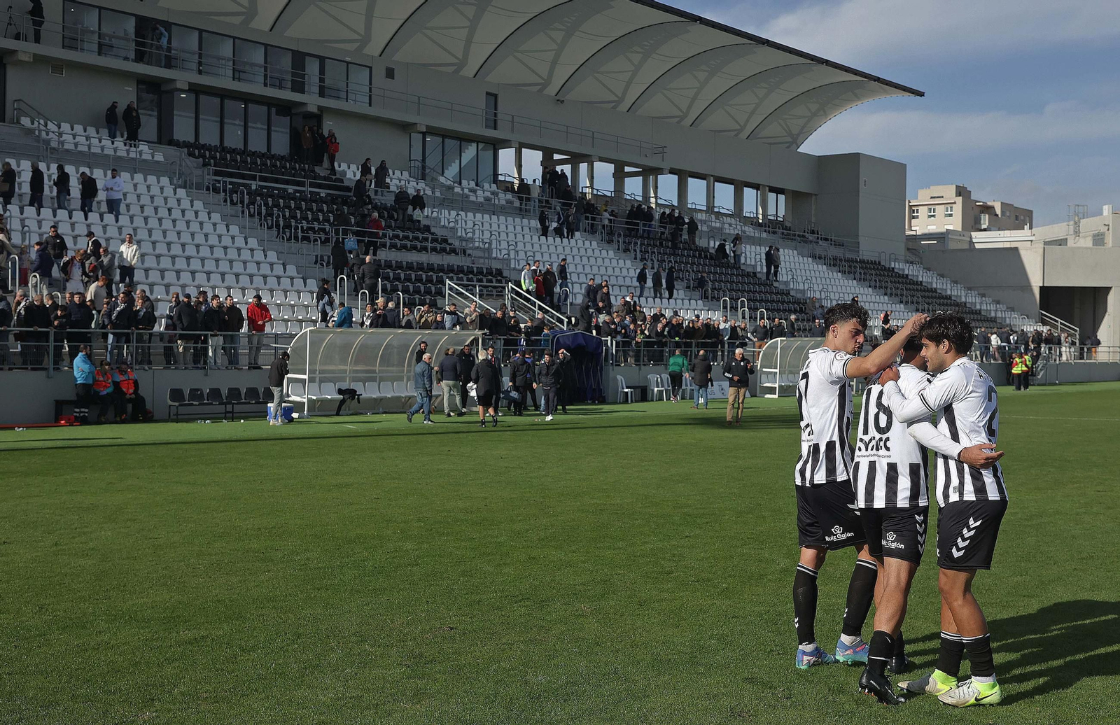 Las mejores fotos del Balona - Recreativo de Granada de Segunda Federación