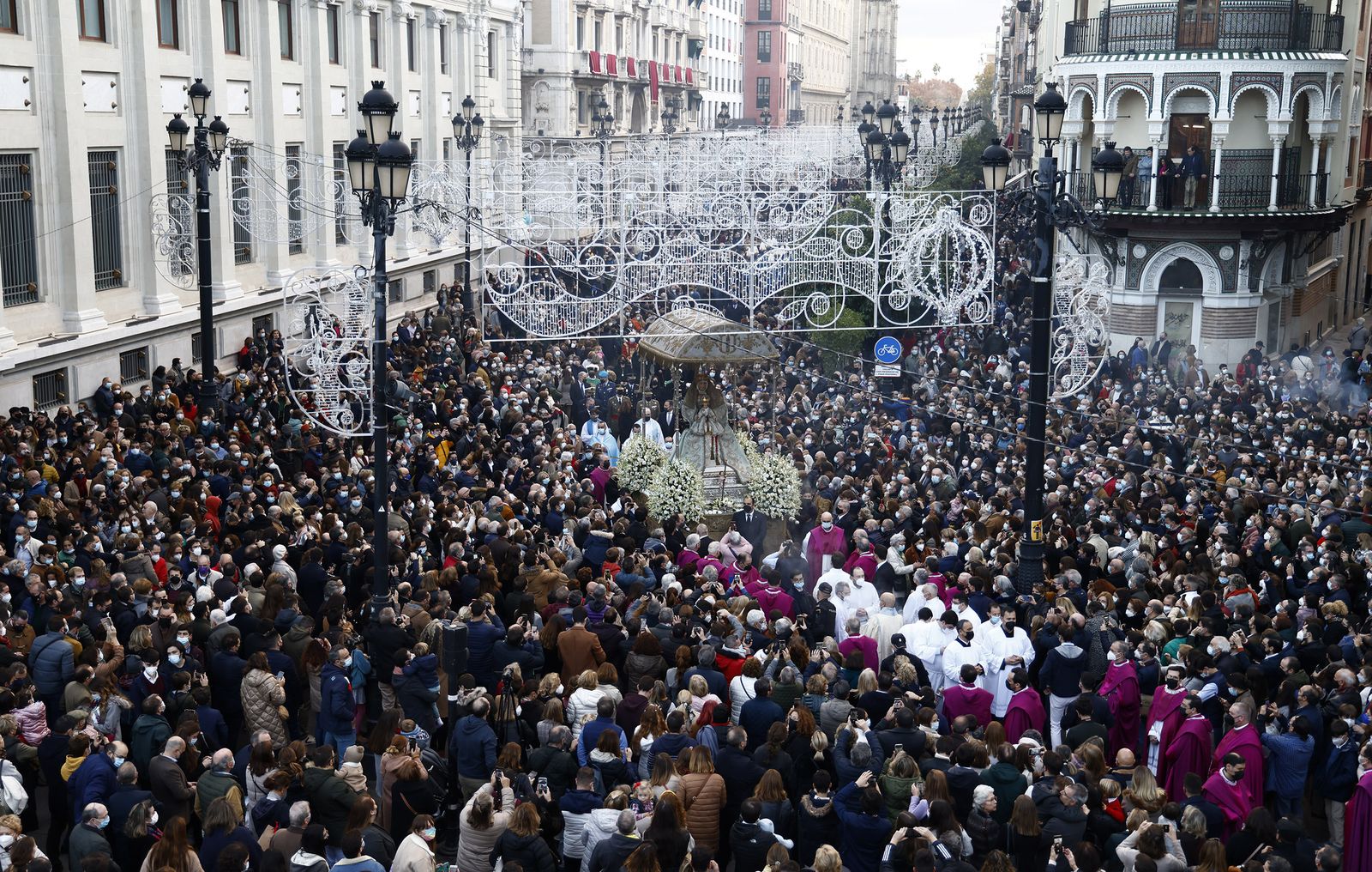 La procesión de la Virgen de los Reyes, en imágenes