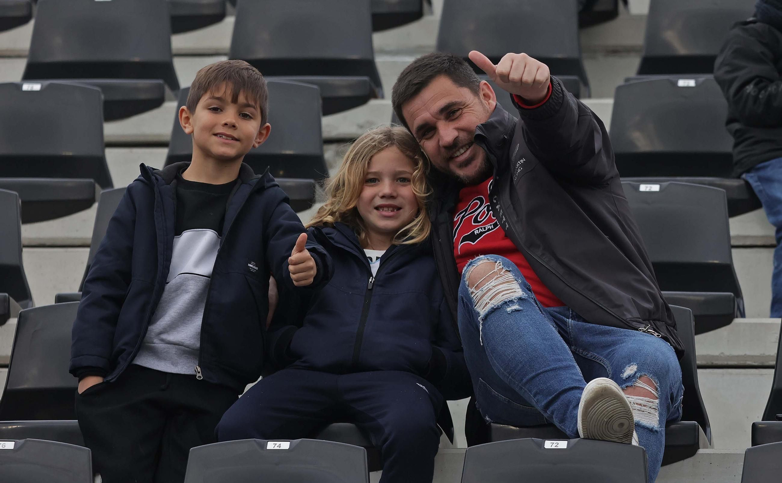 Búscate en el Ciudad de La Línea durante el Balona - Estepona de Segunda Federación
