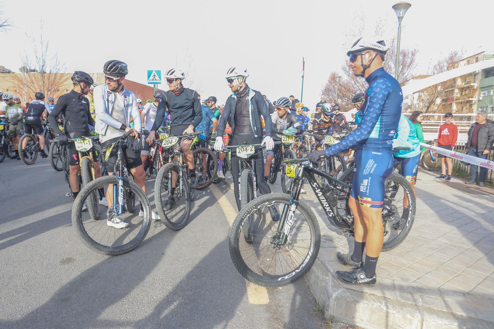 Las mejores imágenes de la segunda etapa de la Andalucía Bike Race