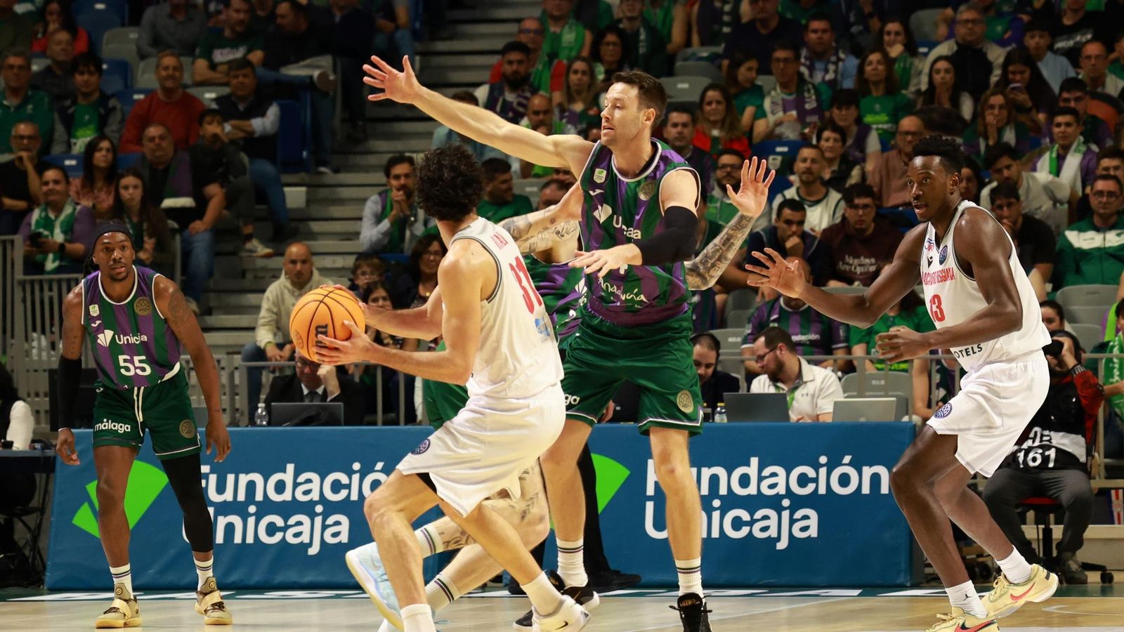 El Unicaja-Reggiana de cuartos de final de la BCL, en fotos