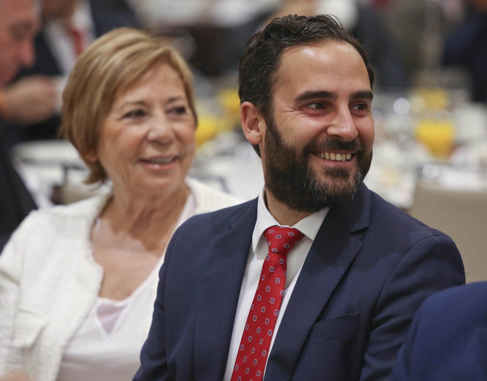 Las imágenes del Foro Joly con Elías Bendodo