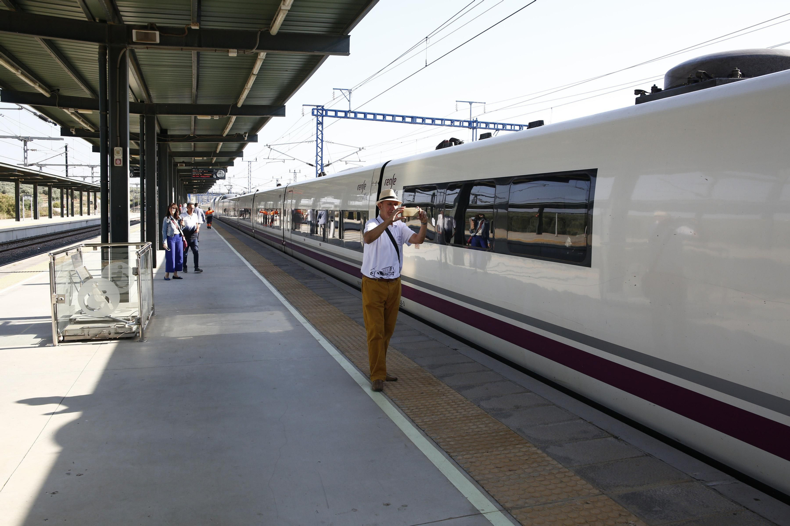 Las imágenes del primer día del AVE