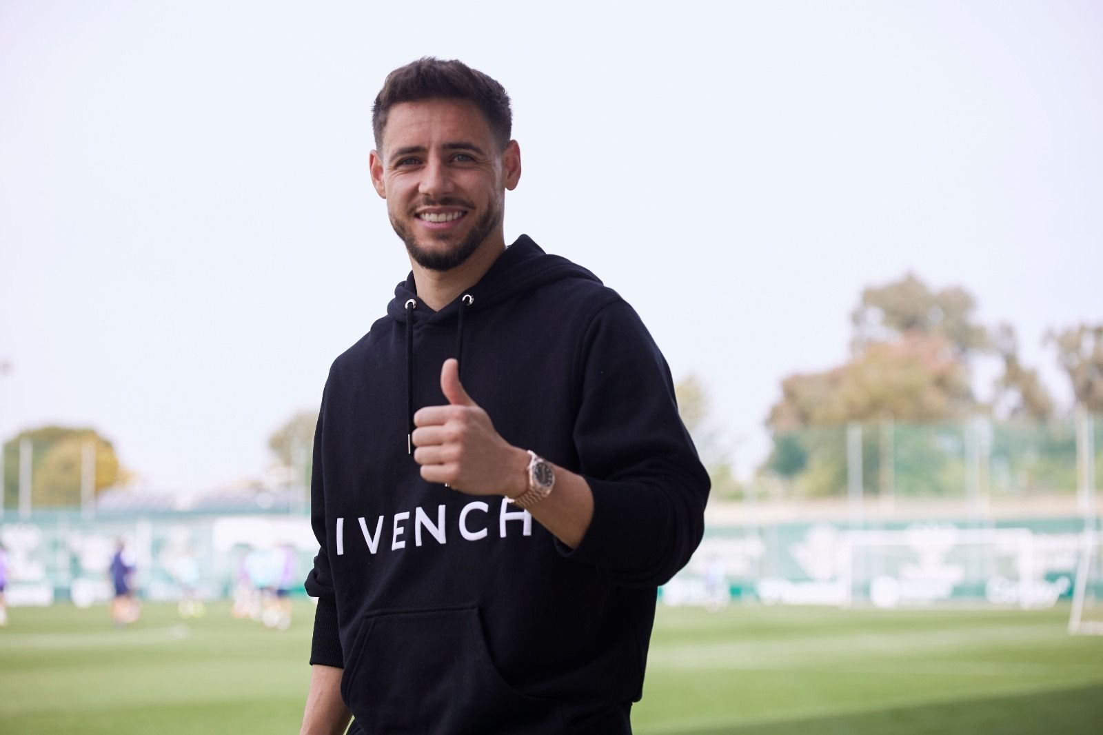 Álex Moreno, en la ciudad deportiva este jueves.