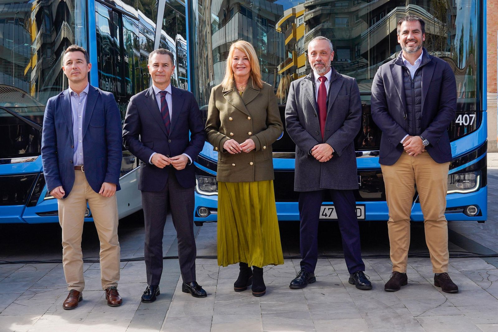 Imágenes de la presentación de los nuevos autobuses eléctricos