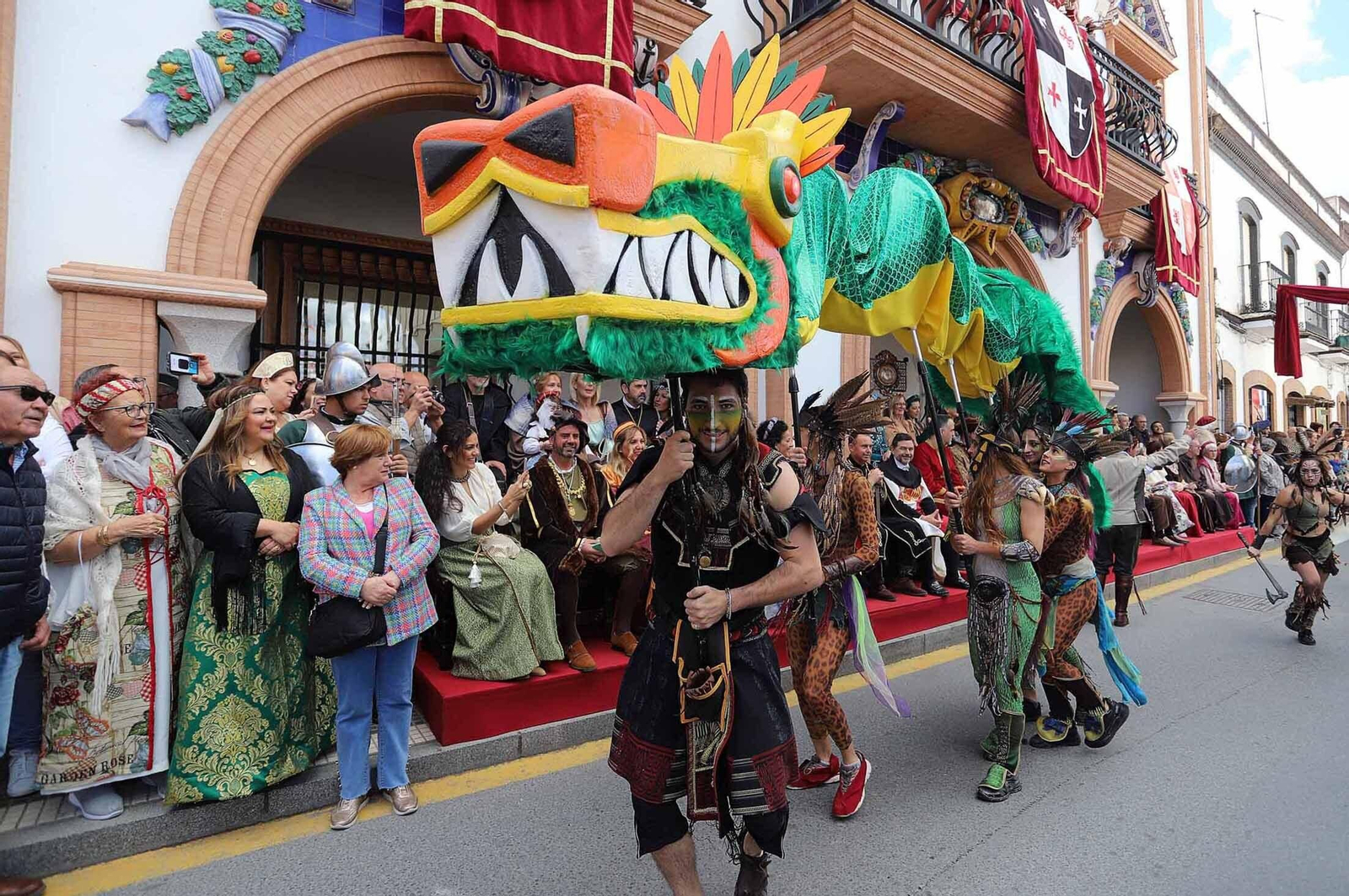 Imágenes del gran ambiente en la Feria Medieval de Palos de la Frontera, Huelva