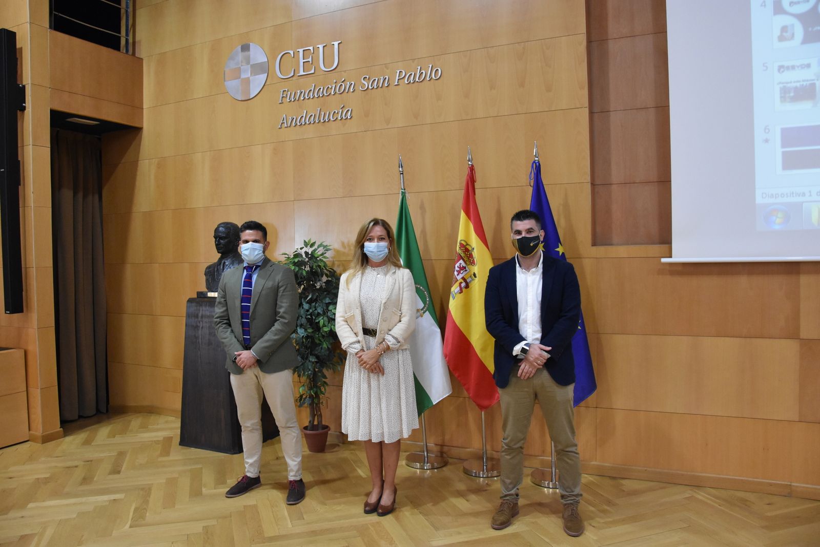Acto de inauguración de los posgrados de CEU Andalucía y ESYDE Formación.