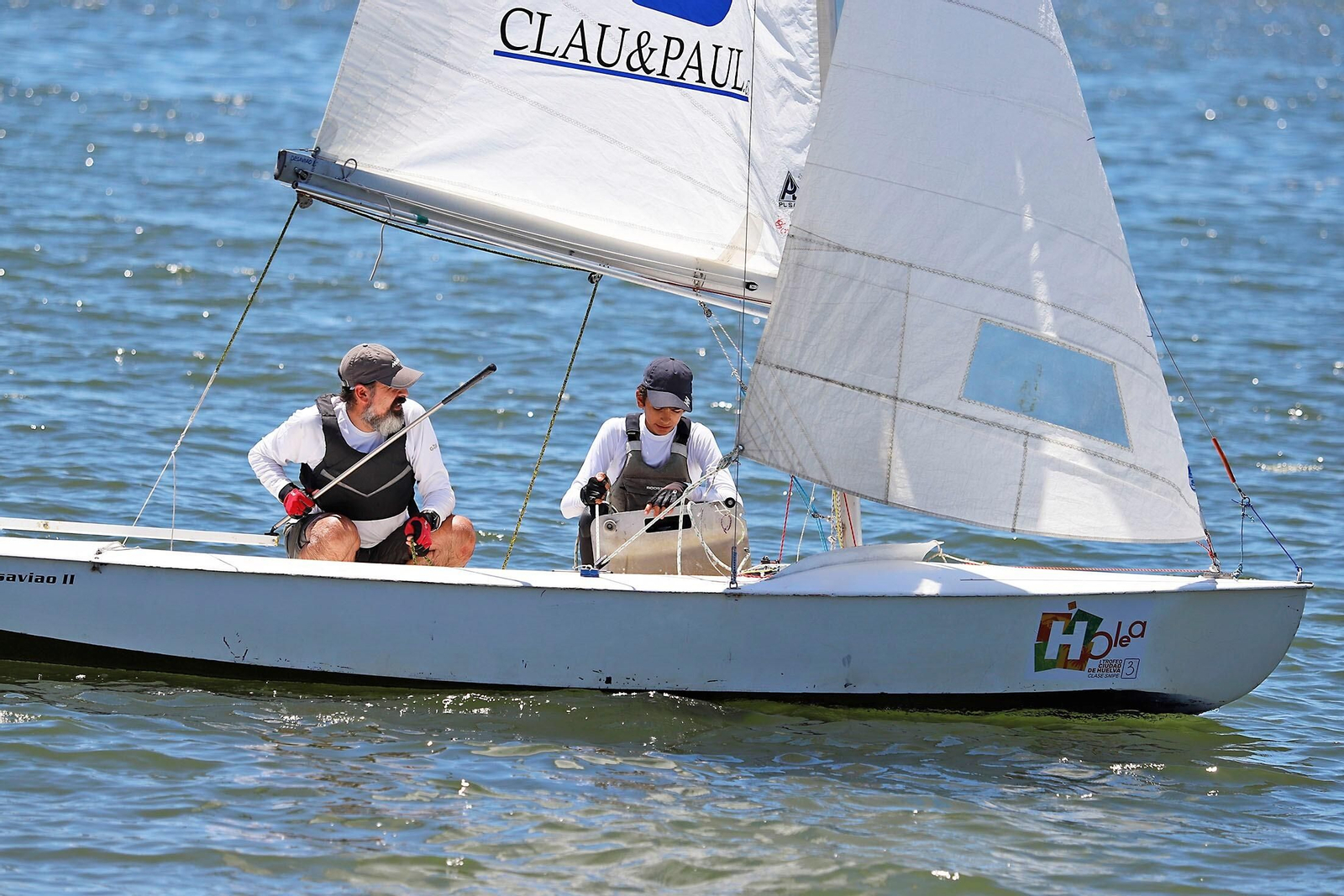 Una de las embarcaciones del Real Club Marítimo de Huelva.