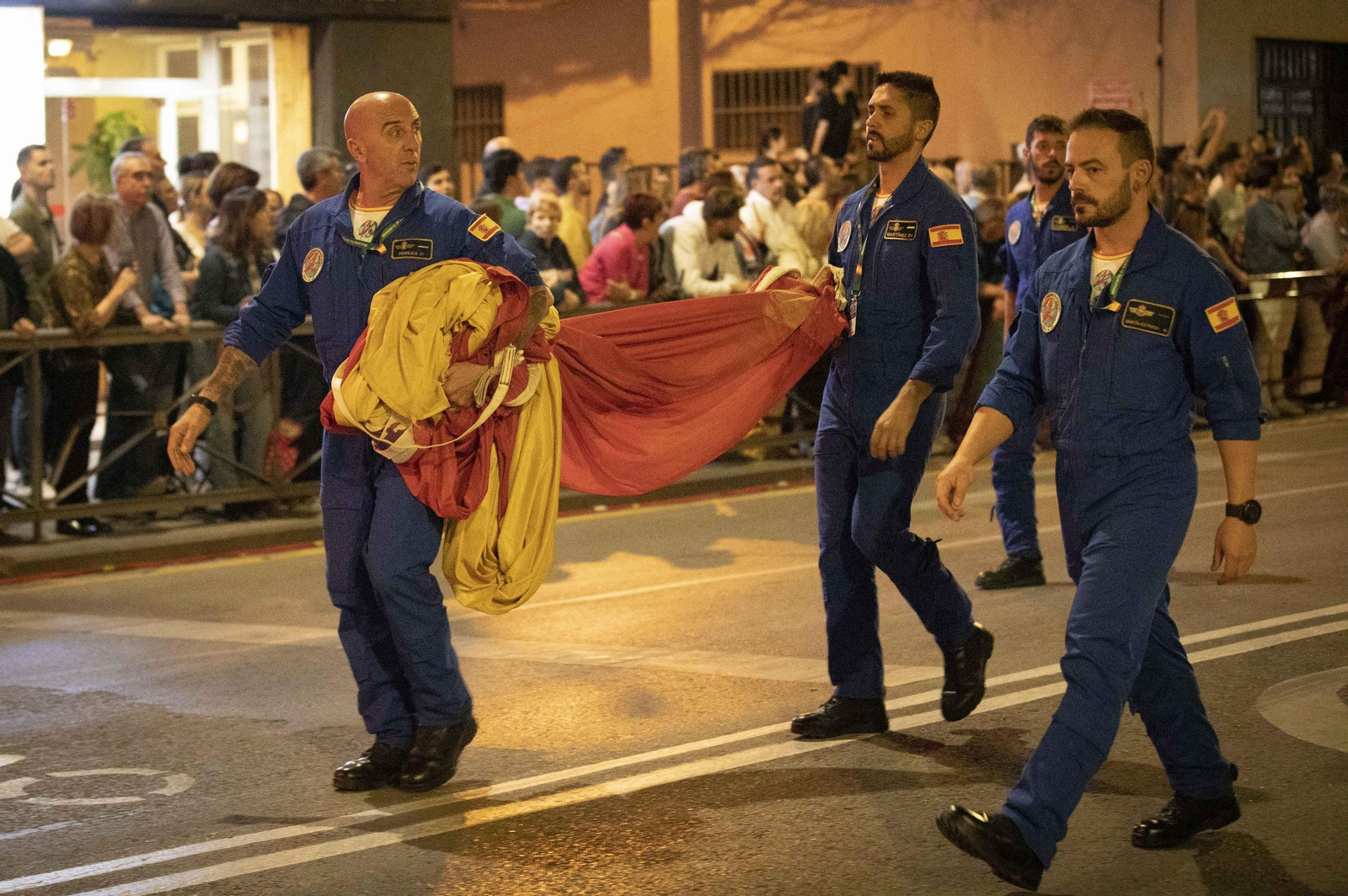 Las Fuerzas Armadas ensayan el desfile por las calles de Granada