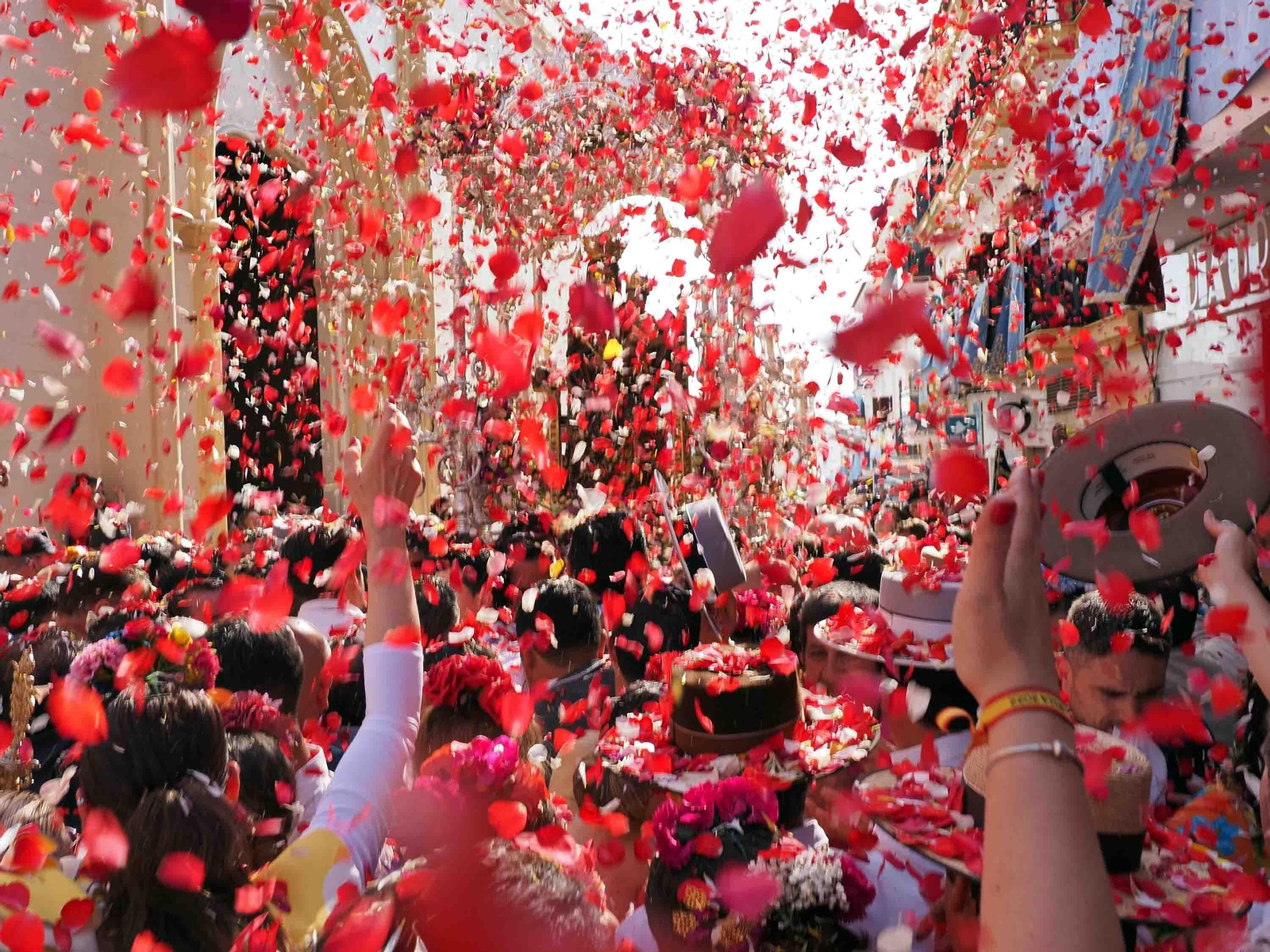Las imágenes de la procesión de la Virgen de la Bella por las calles de Lepe en 2022