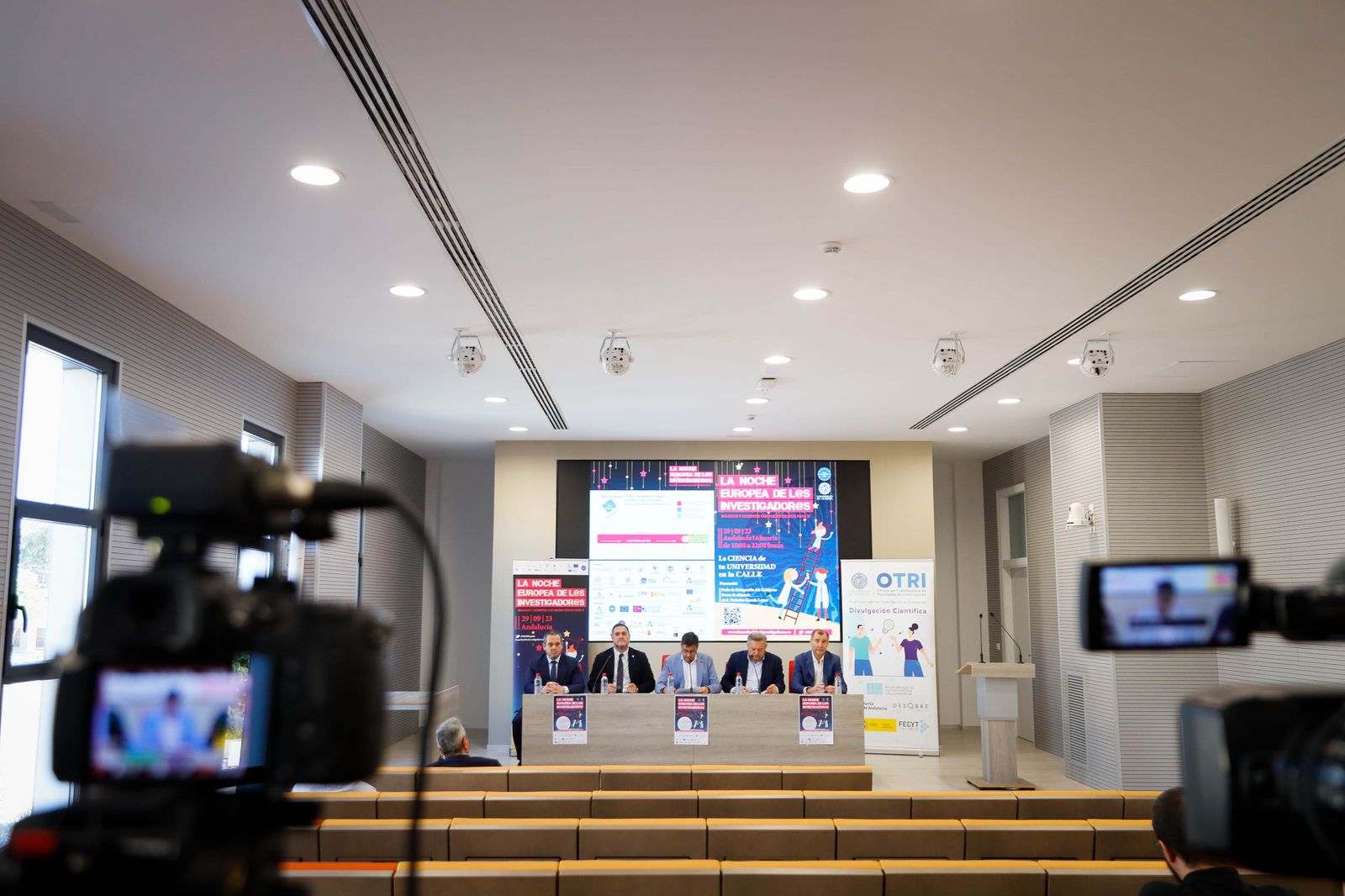 Fotogalería programa la noche europea de l@s investigador@s