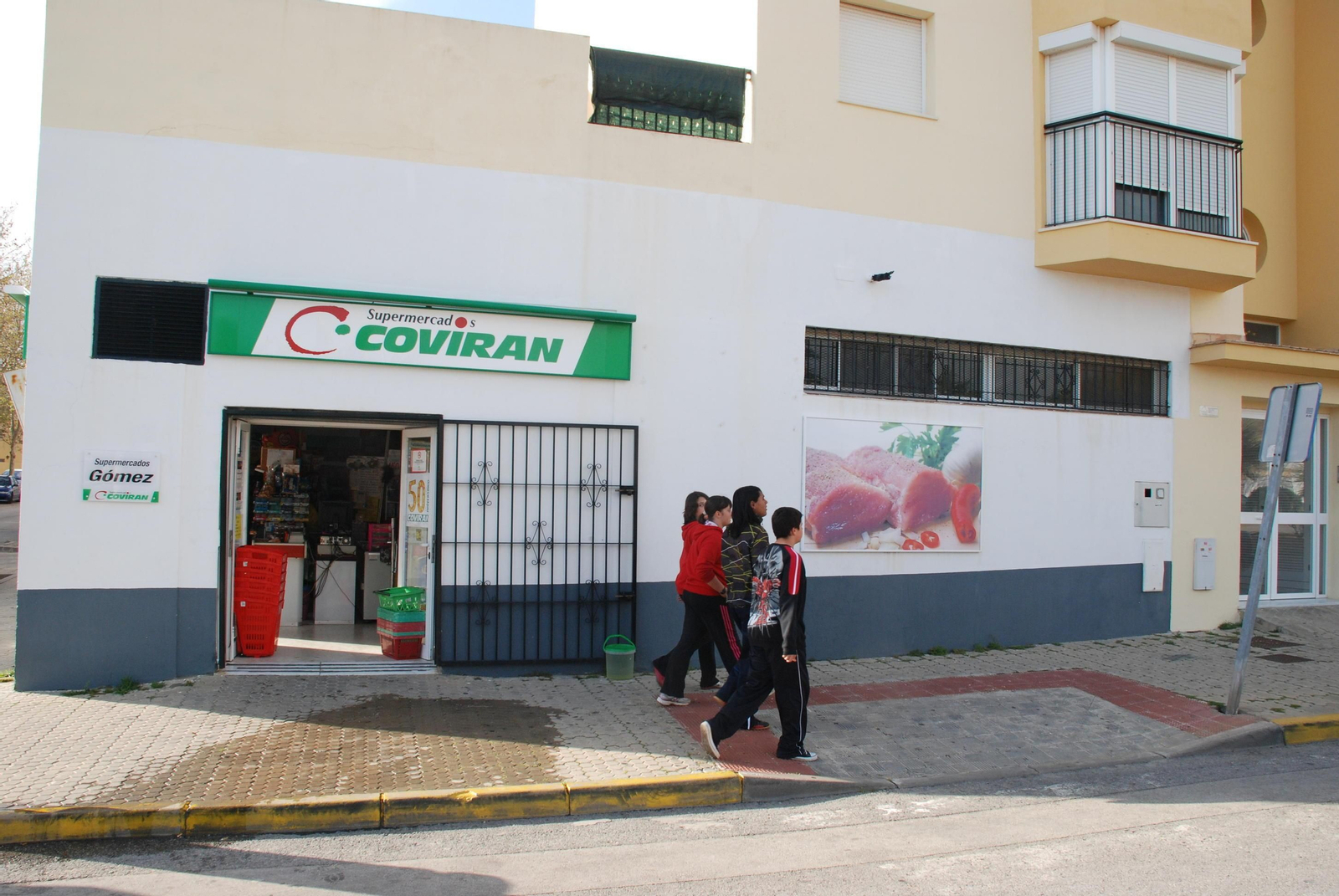 Uno de los supermercados Covirán.