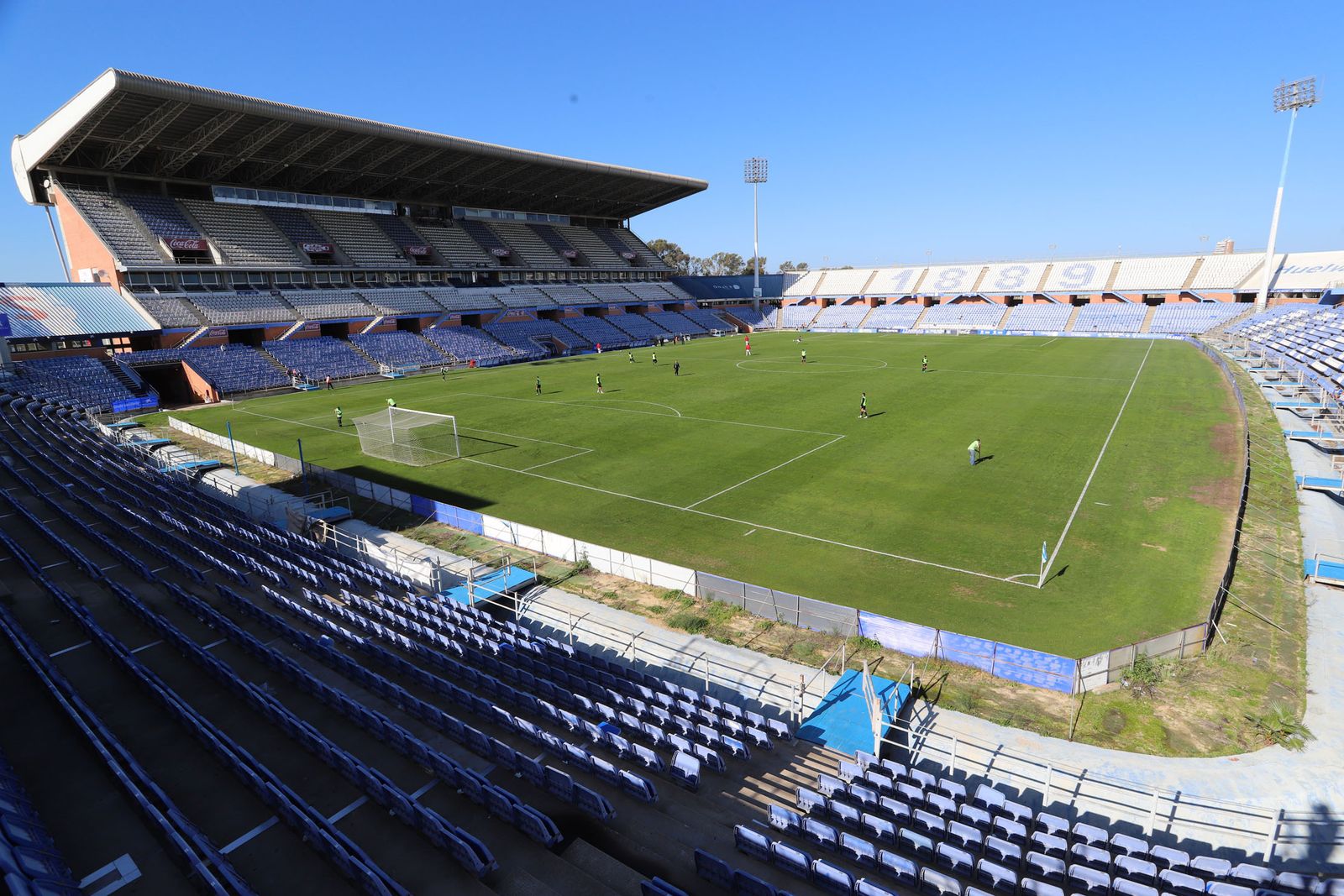 Las imágenes del Nuevo Colombino sin público por las restricciones del coronavirus