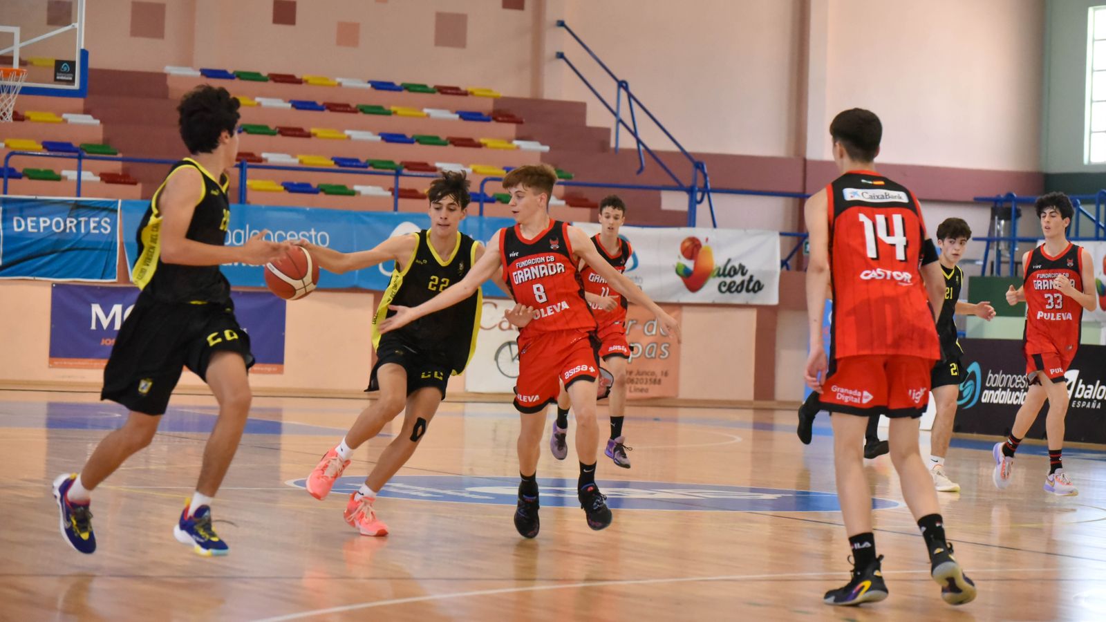 Las fotos de los cuartos de final del Cadeba infantil de La Línea