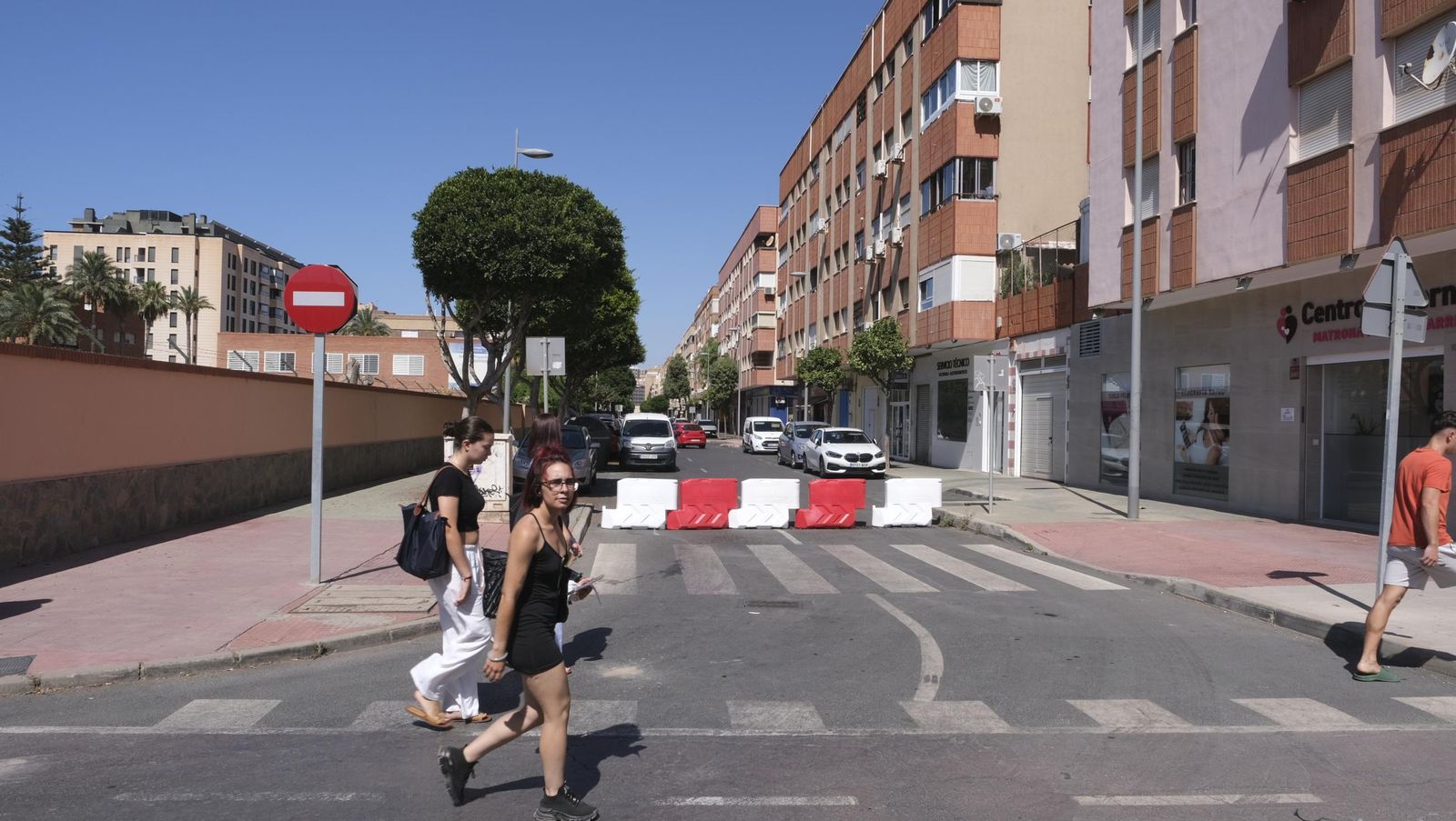 Corte de la Avenida de Montserrat por las obras del soterramiento del AVE, en imágenes