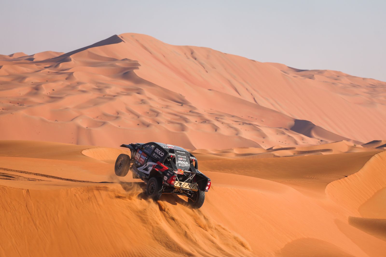 Las espectaculares imágenes del Dakar por las dunas