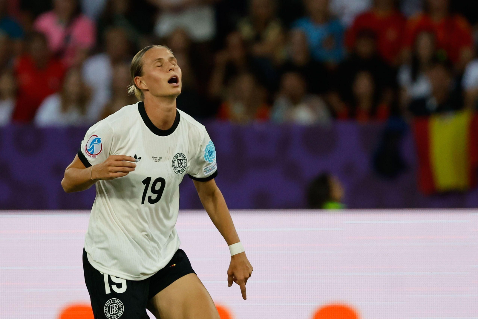 Las mejores imágenes de la semifinal Alemania - España de la Eurocopa femenina