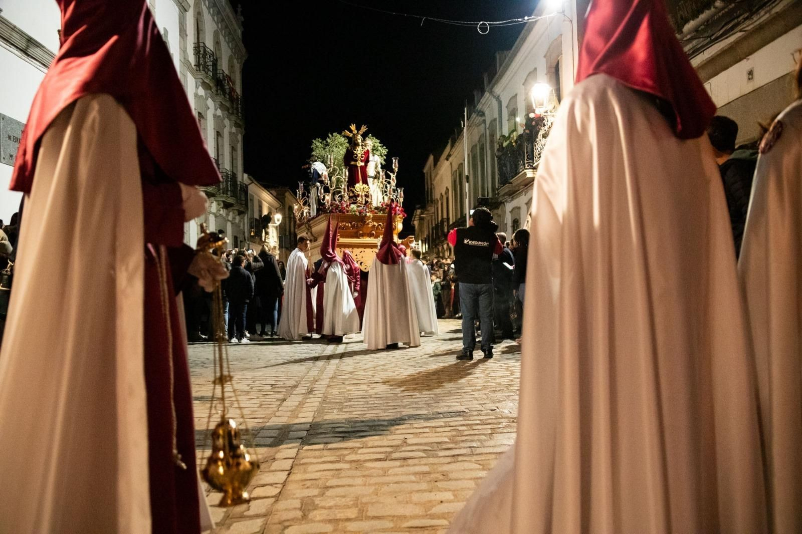Lunes Santo en Villanueva de Córdoba: Las fotografías del Cautivo y la Virgen de la Paz