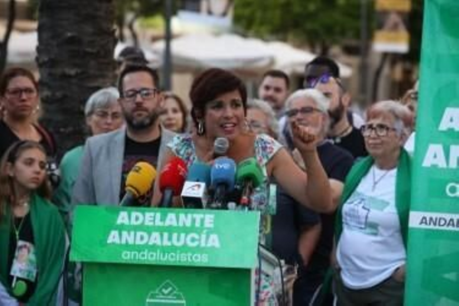 Teresa Rodríguez, interviniendo ayer por la tarde en el acto de Adelante Andalucía en Jerez.