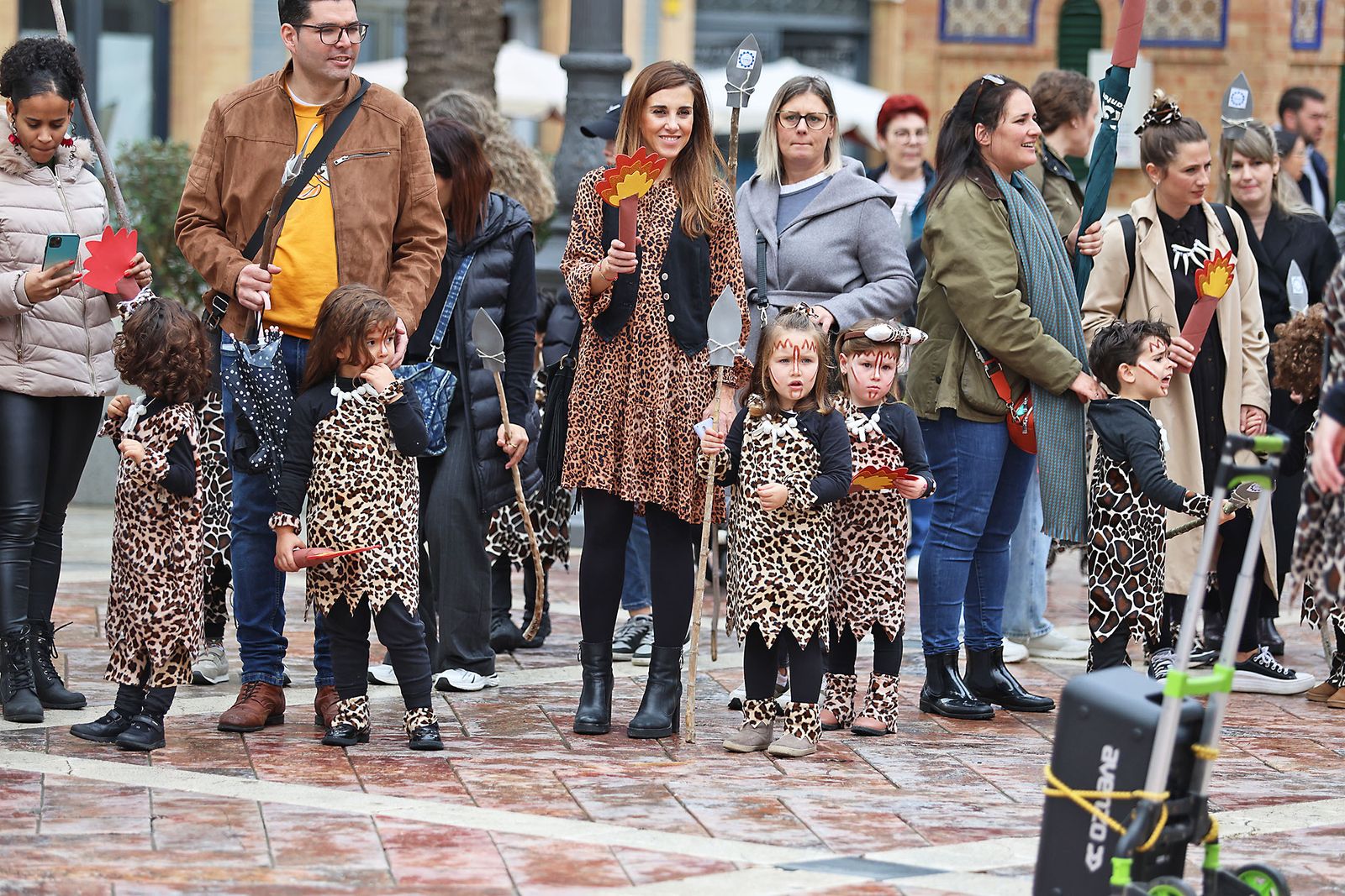 Imágenes del desfile “Un paseo por la historia”  de los niños del colegio Funcadia de Huelva