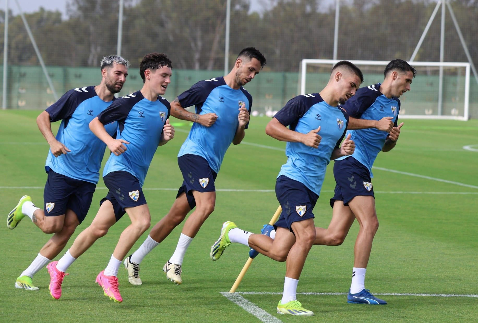 El primer entrenamiento de la semana del Málaga CF, en fotos