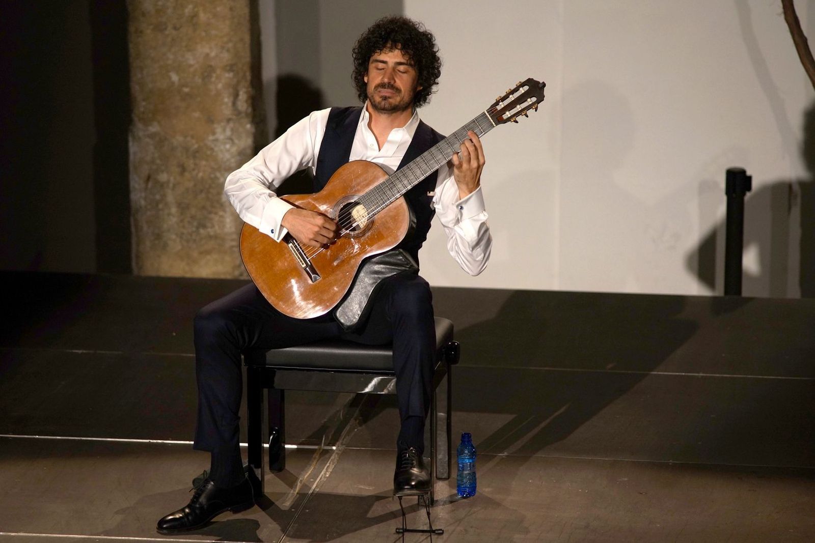 Pablo Sáinz Villegas actuó ayer en el Corral del Carbón.