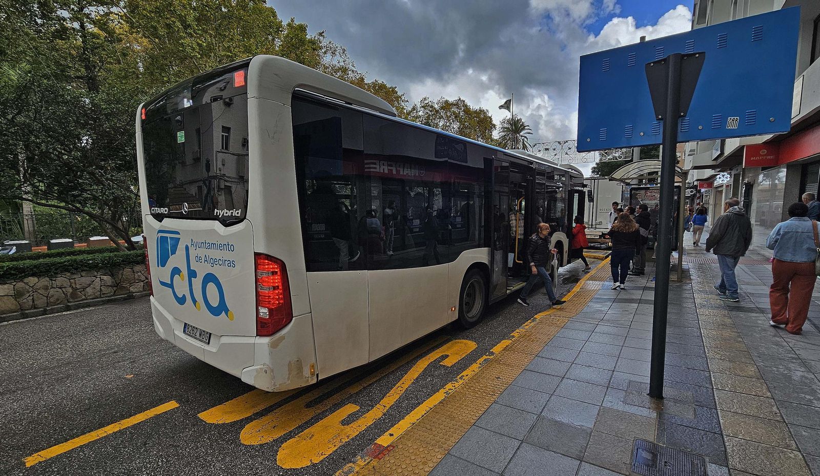 Fotos de la huelga de autobuses en Algeciras