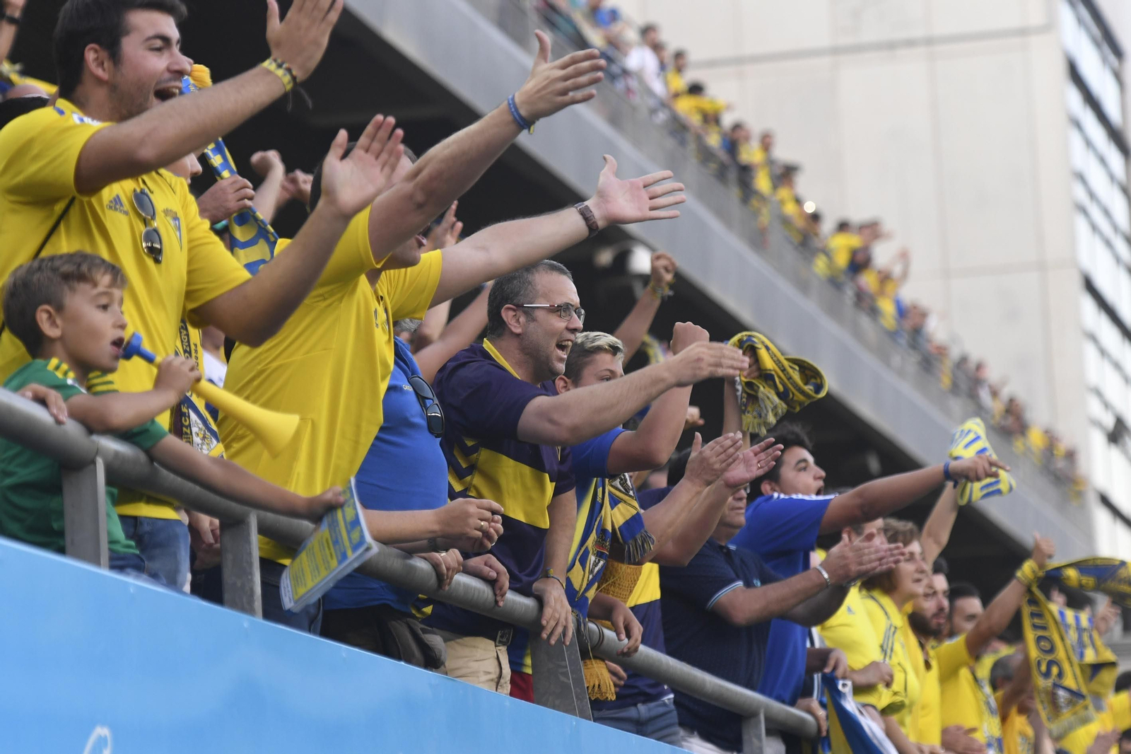 Las imágenes del Cádiz-Elche