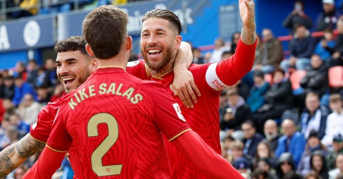 Un viejo conocido del Sevilla defiende la postura de Antonio Cordón sobre Sergio Ramos: "Tiene experiencia"