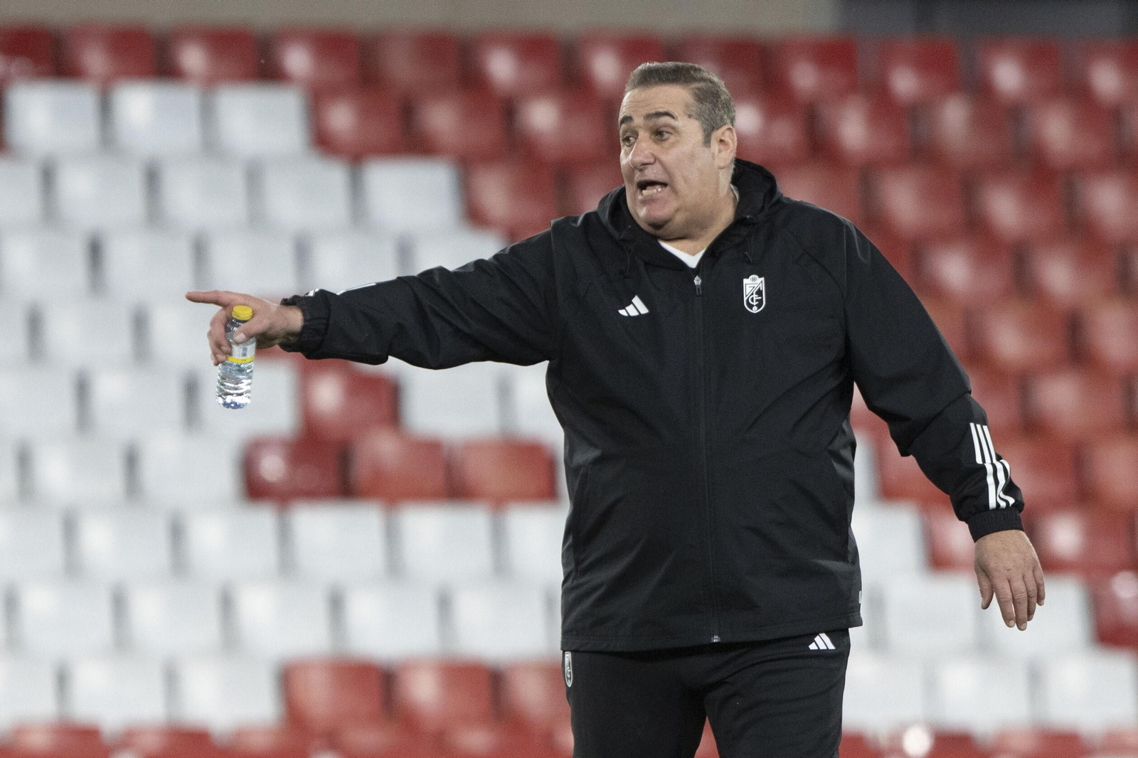 Sandoval, en el primer entrenamiento de su segunda etapa con el Granada