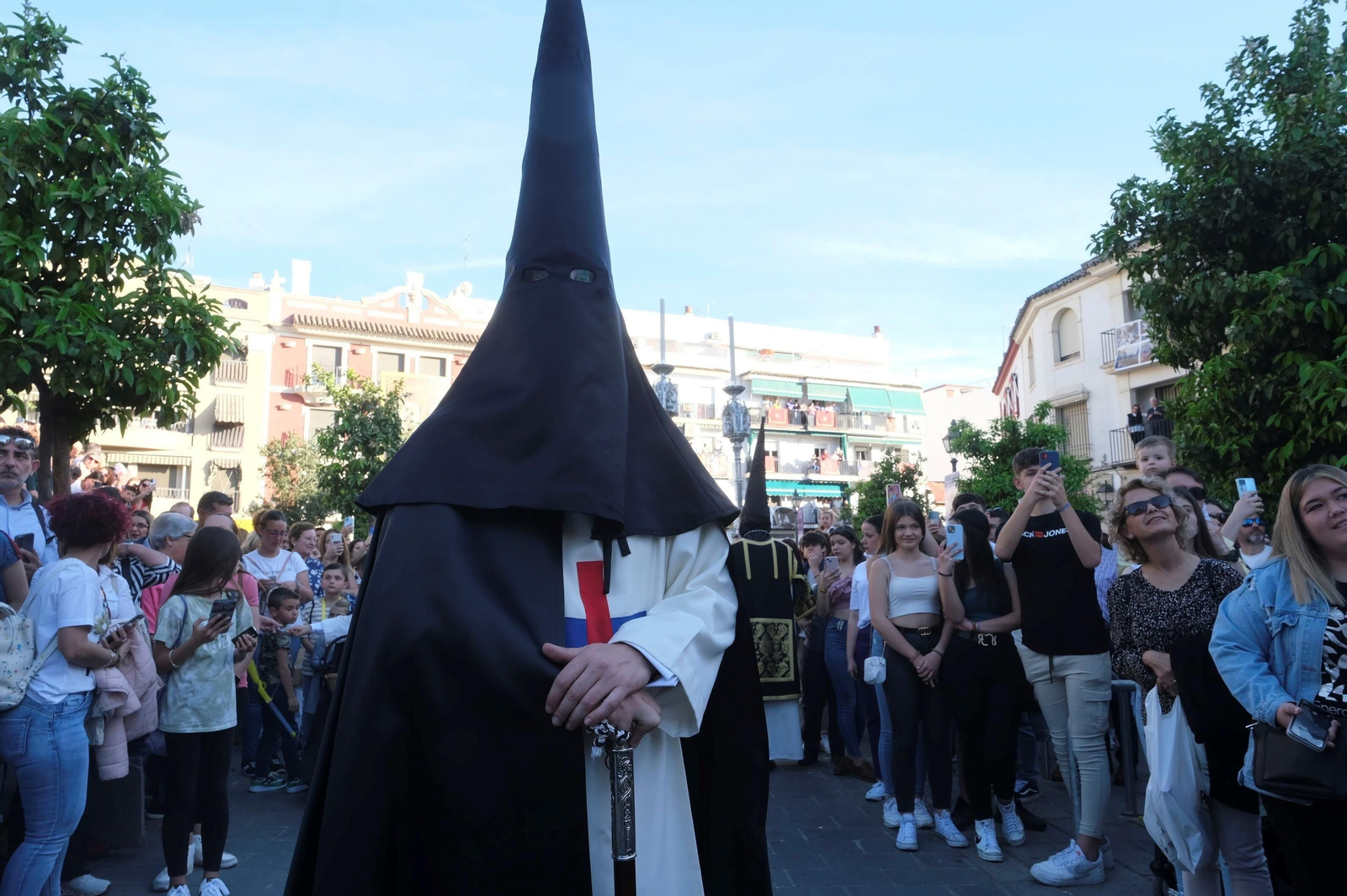 Jueves Santo en Córdoba: la procesión del Cristo de Gracia, en imágenes