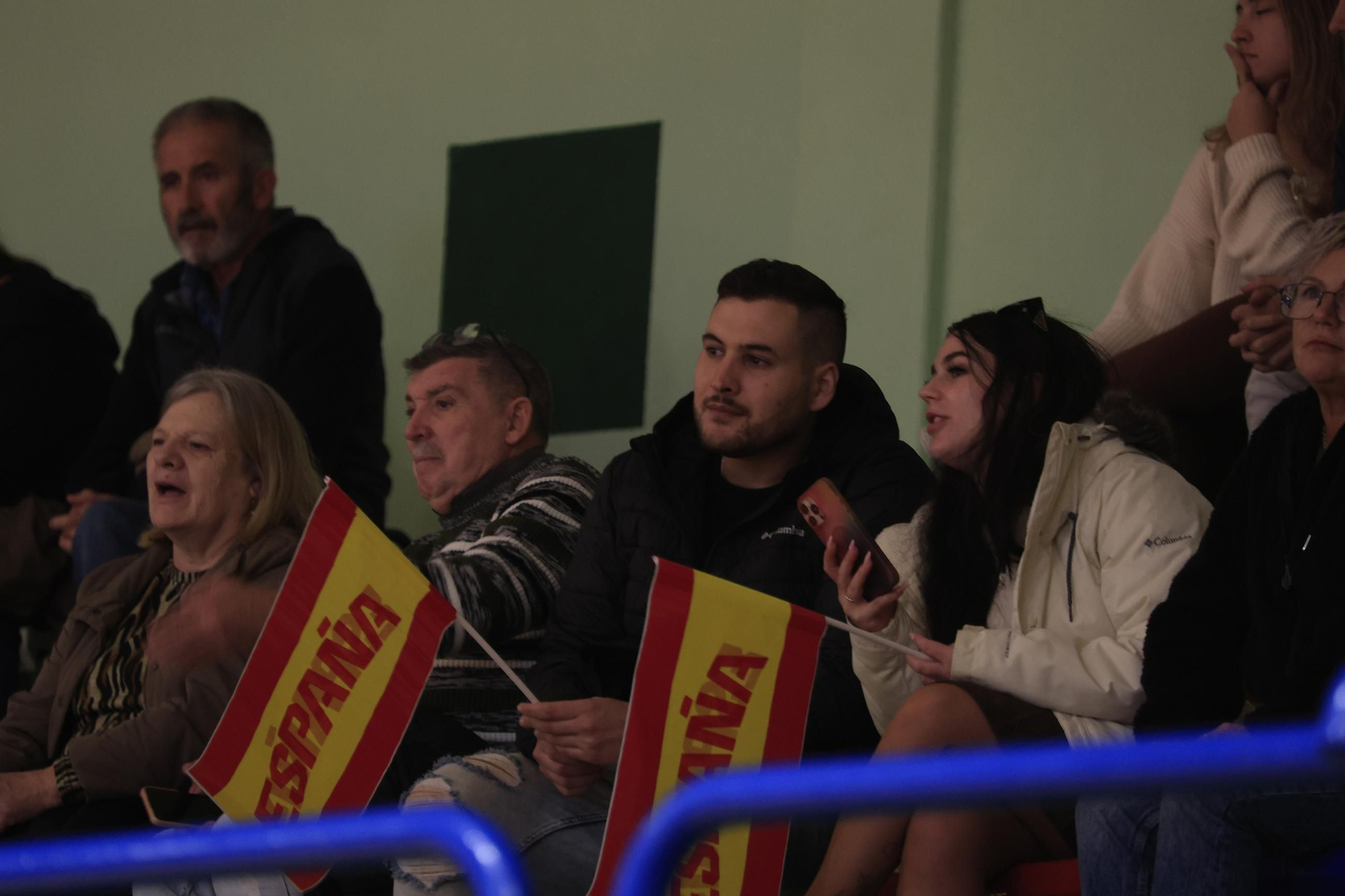Fotos del partido y ambiente en el España-Italia del Torneo Internacional de Baloncesto Femenino en La Línea