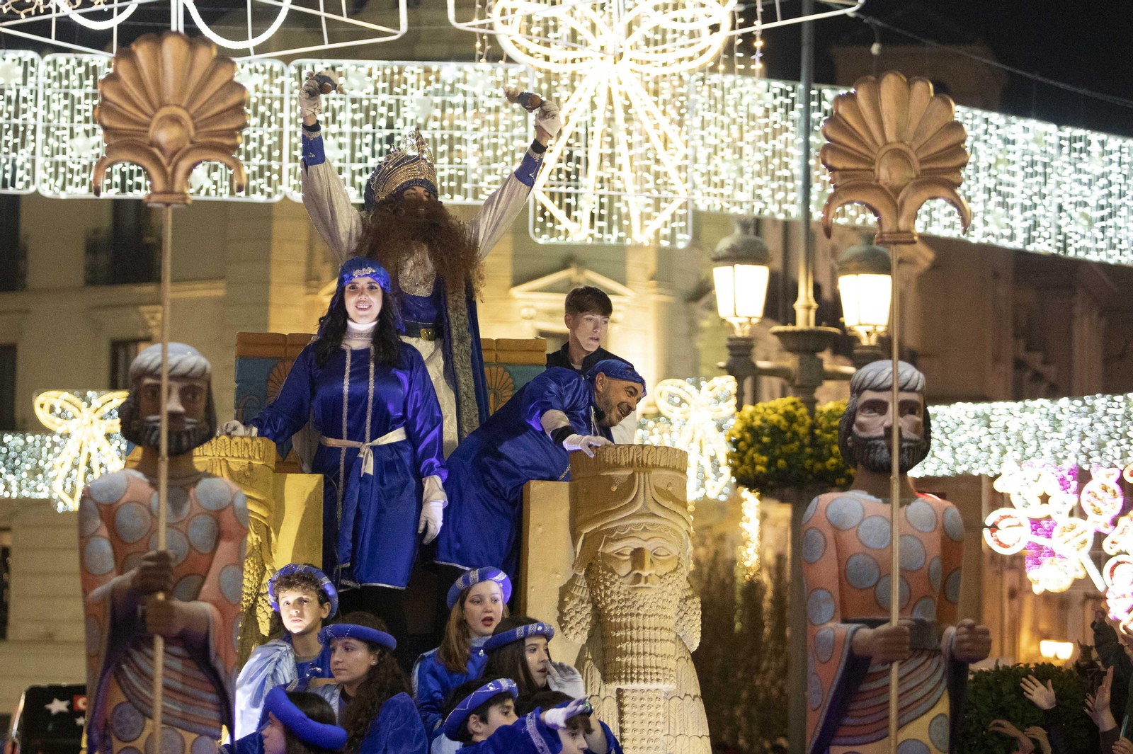 La cabalgata de los Reyes Magos de Granada, en imágenes