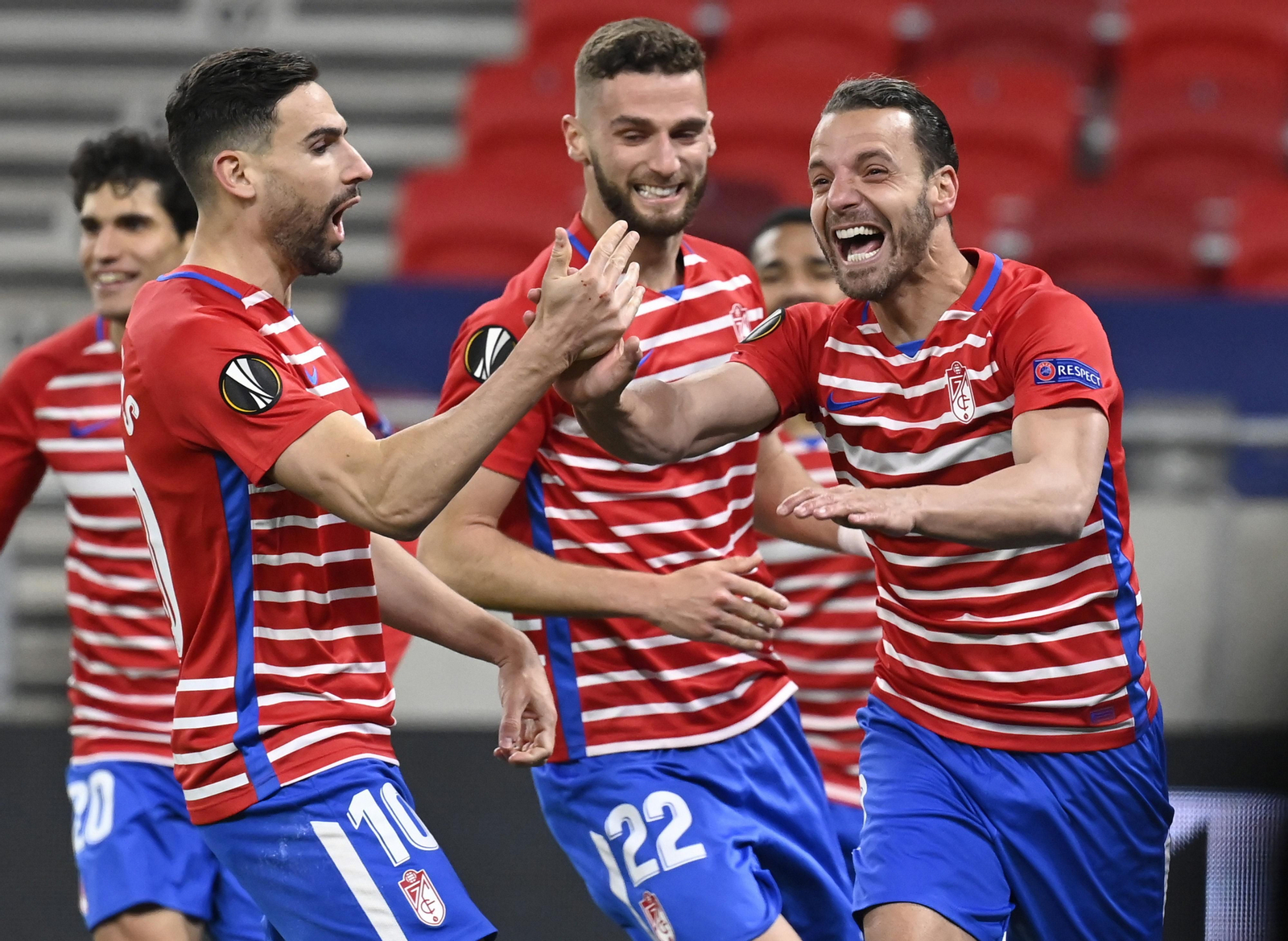 Soldado celebra el tanto que permitió al Granada CF pasar a cuartos de final.