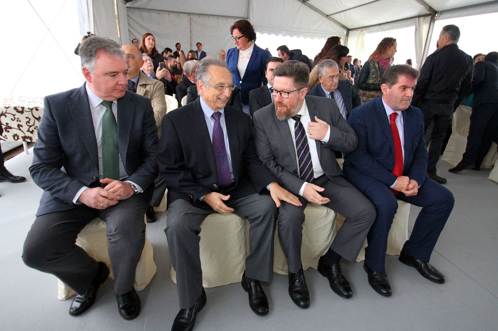 Imágenes de la colocación de la primera piedra de la planta de ElPozo en Jabugo.