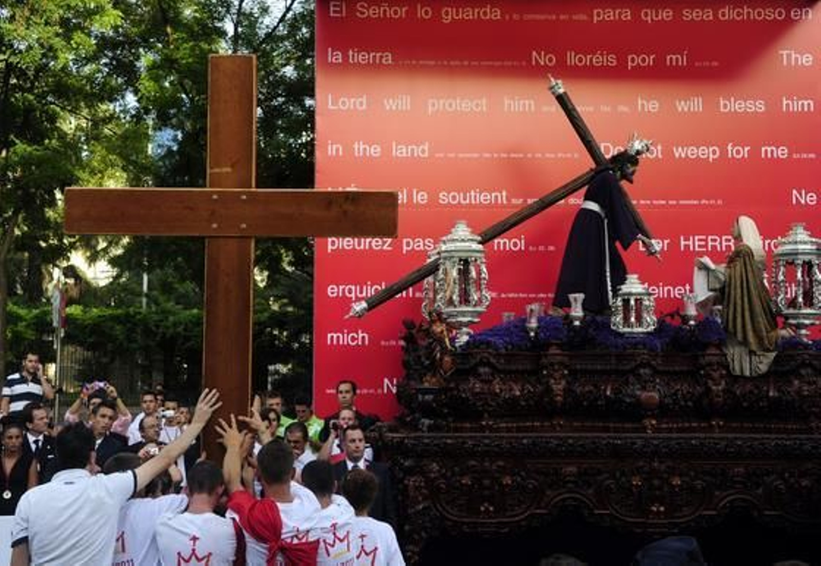 Imágenes del Vía Crucis de la JMJ