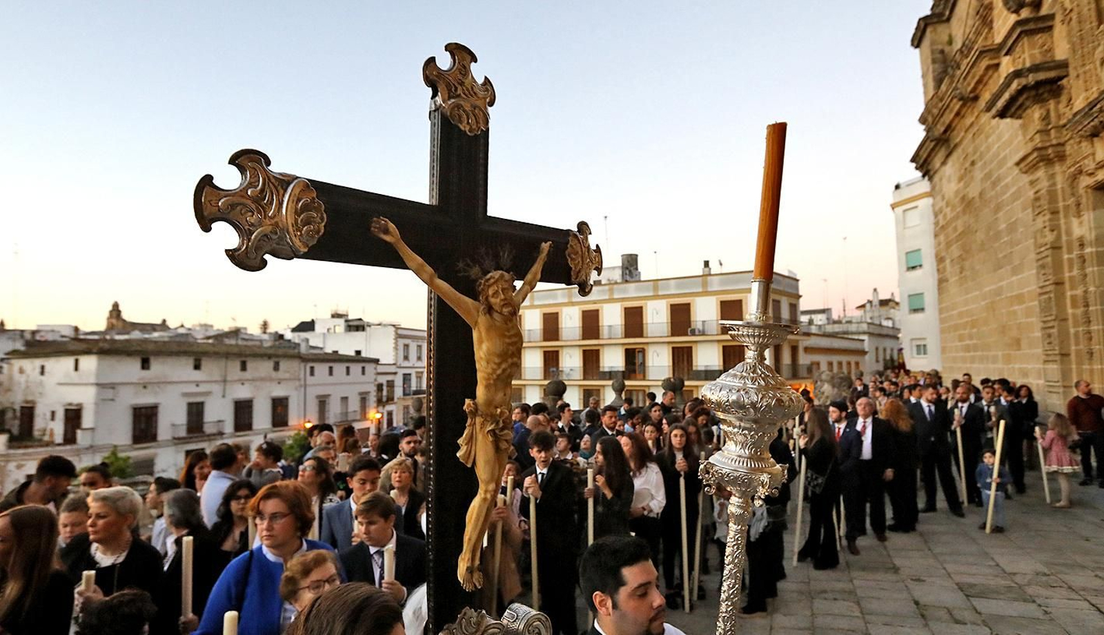Imágenes del Vía Crucis de la Unión de Hermandades