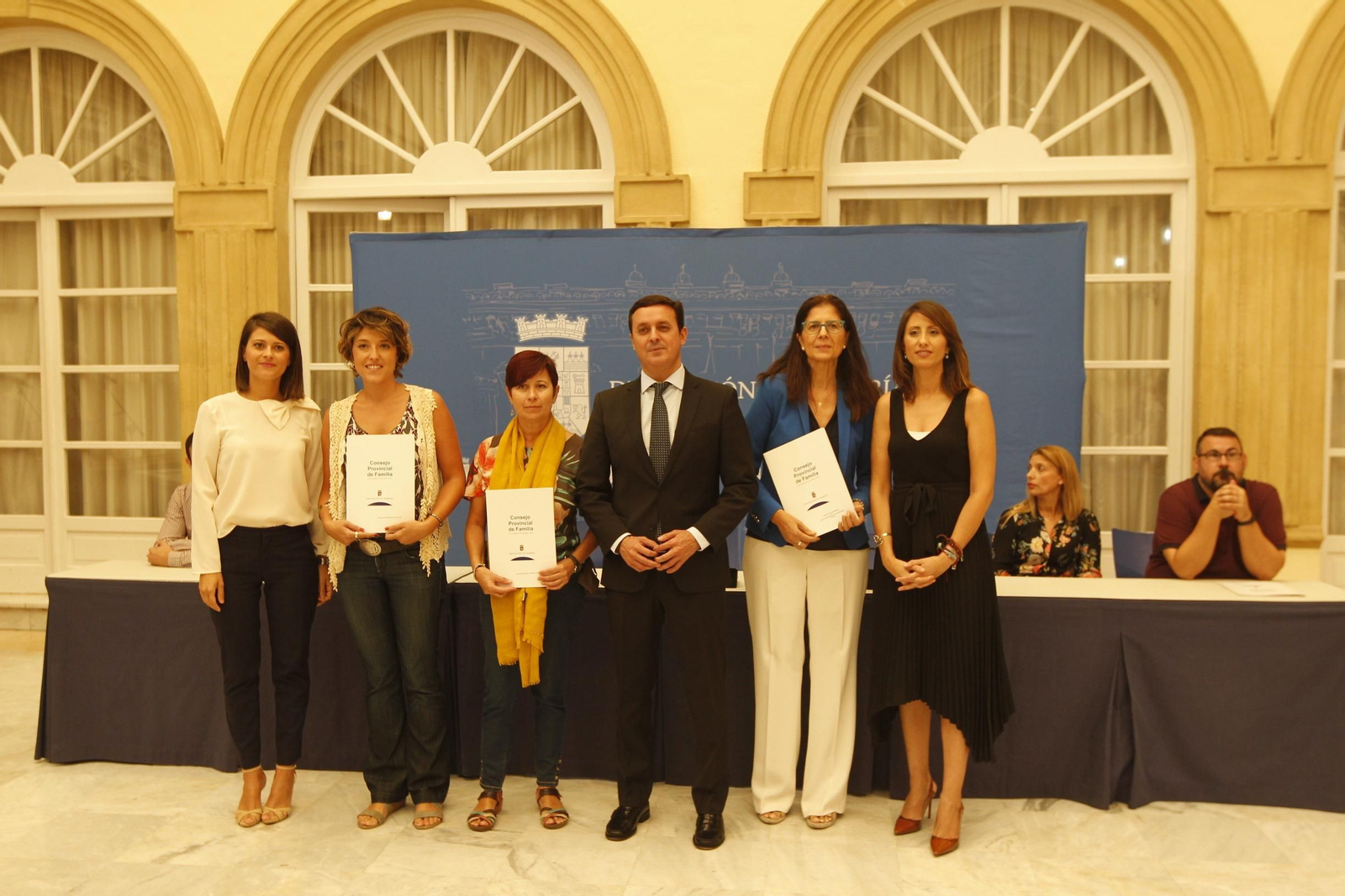 Fotogalería entrega subvenciones de Diputación de Almería a asociaciones Consejo Provincial de Familia