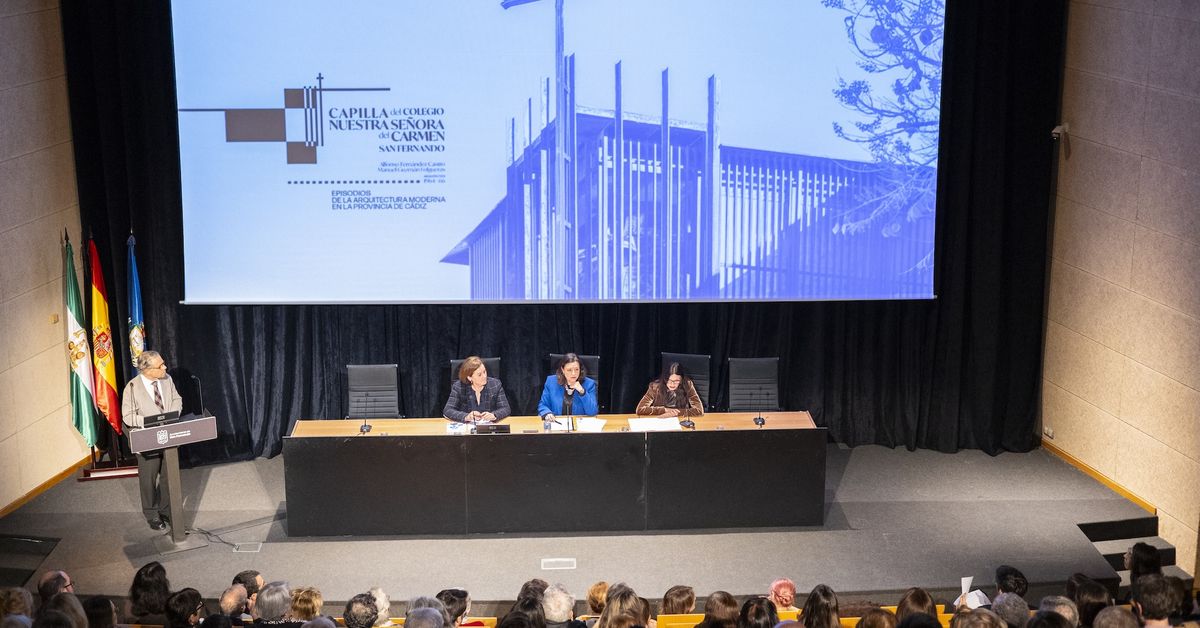 Redescubriendo la capilla del colegio de las Carmelitas en San Fernando: ponencia y exposición sobre el singular edificio