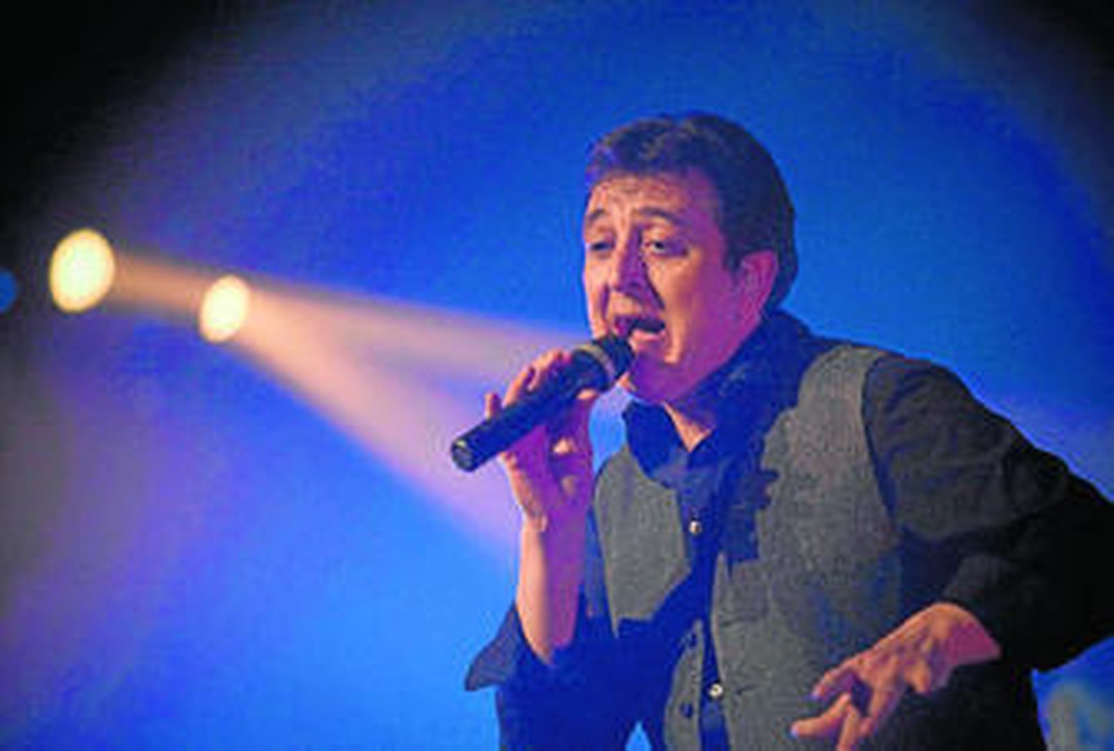 El artista estuvo en las míticas formaciones El Último de la Fila, Los Rápidos y Los Burros.