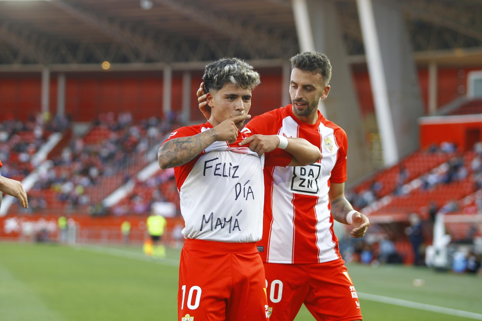 El U.D. Almería-C.D. Eldense, en imágenes