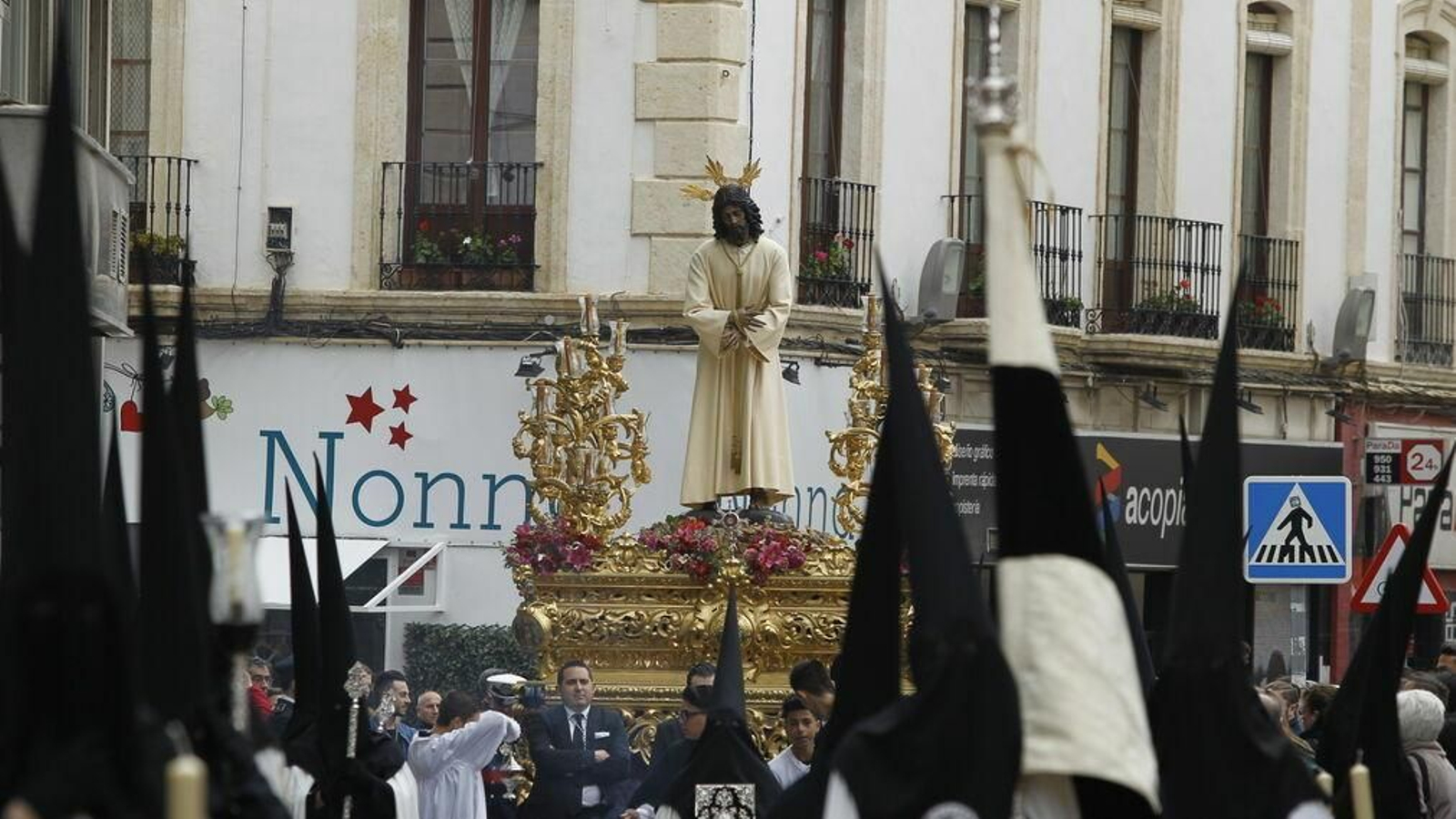Rosario del Mar saldrá media hora más tarde, a las 17:30. Rosario del Mar saldrá media hora más tarde, a las 17:30.